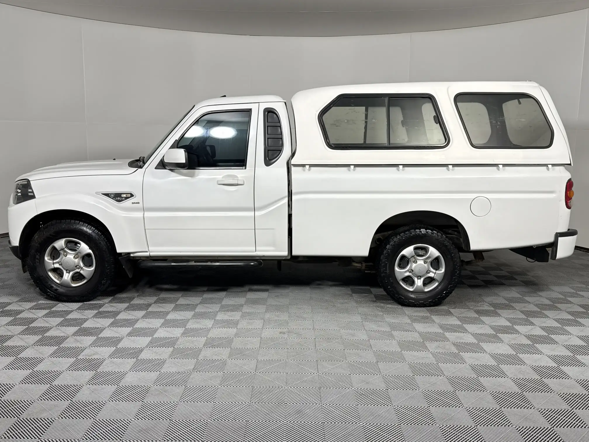 Mahindra PIK UP