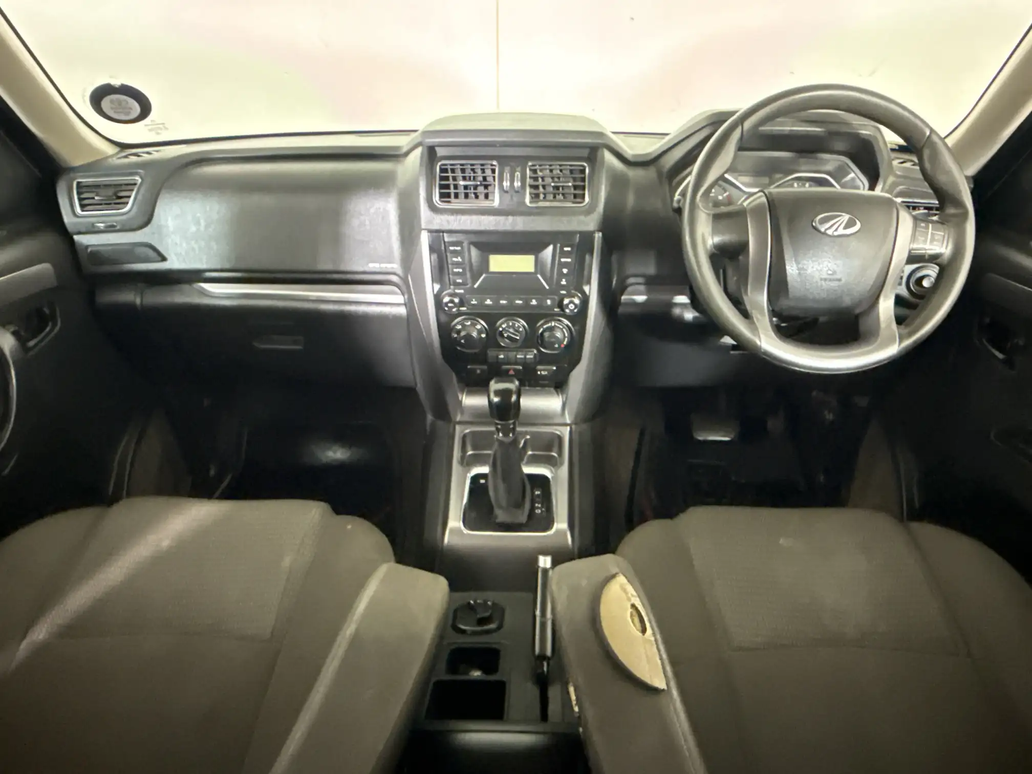 Mahindra PIK UP