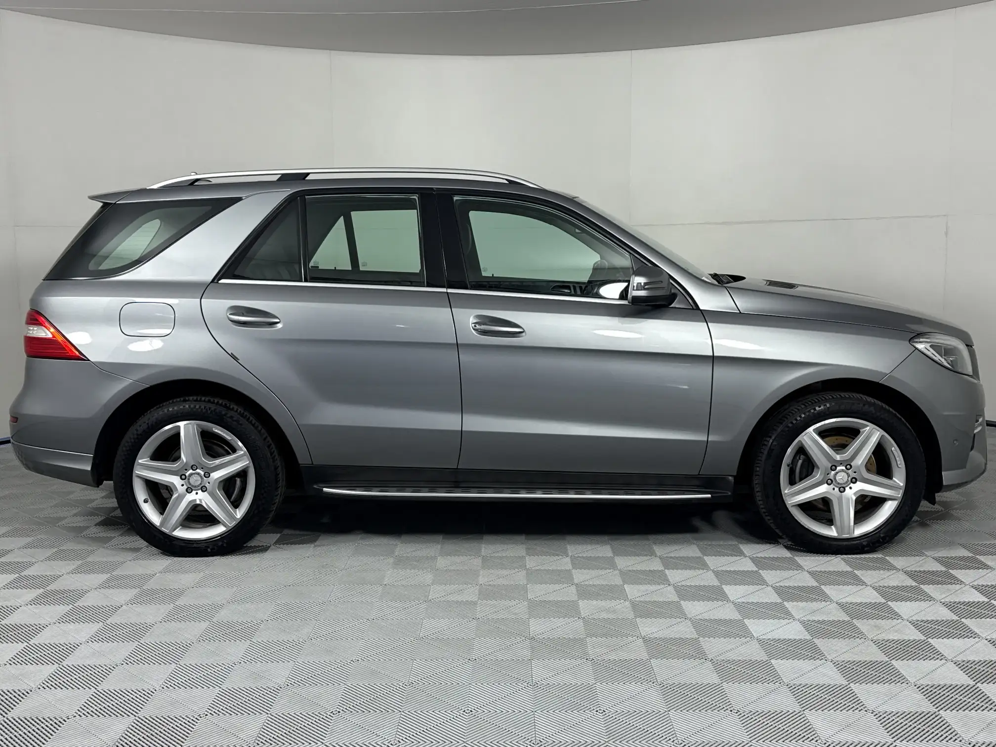 Mercedes-Benz M Class