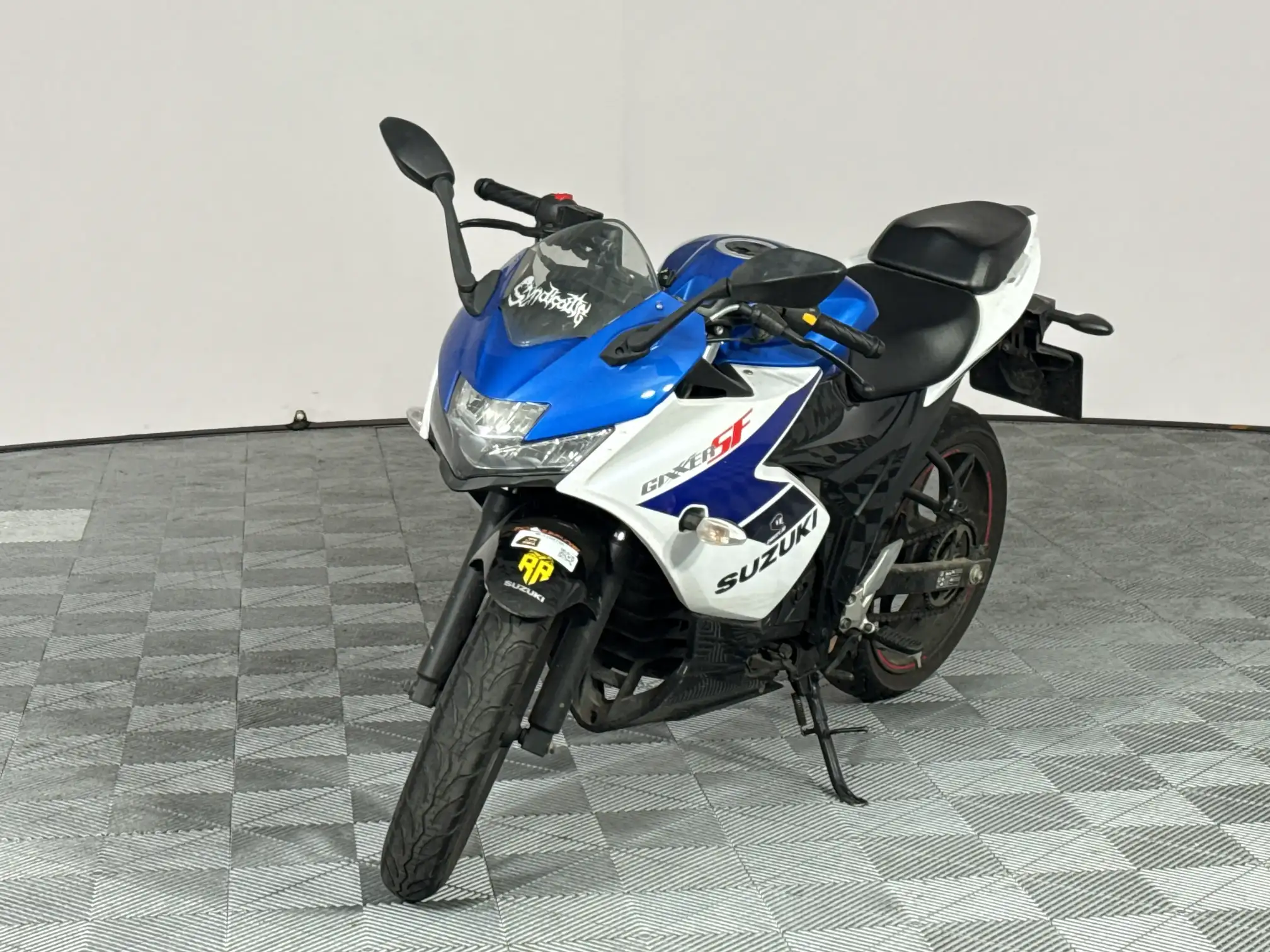 Suzuki GSX