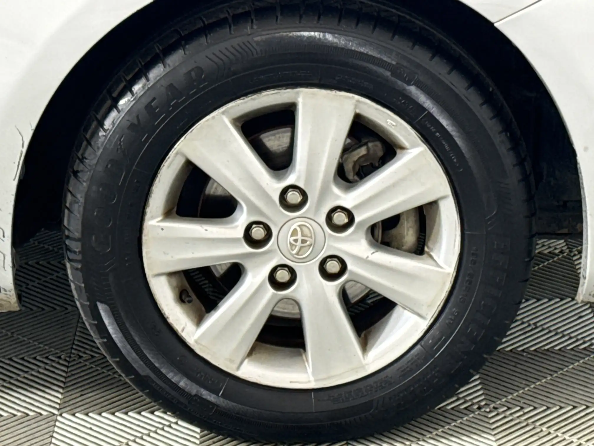 Toyota Corolla Quest