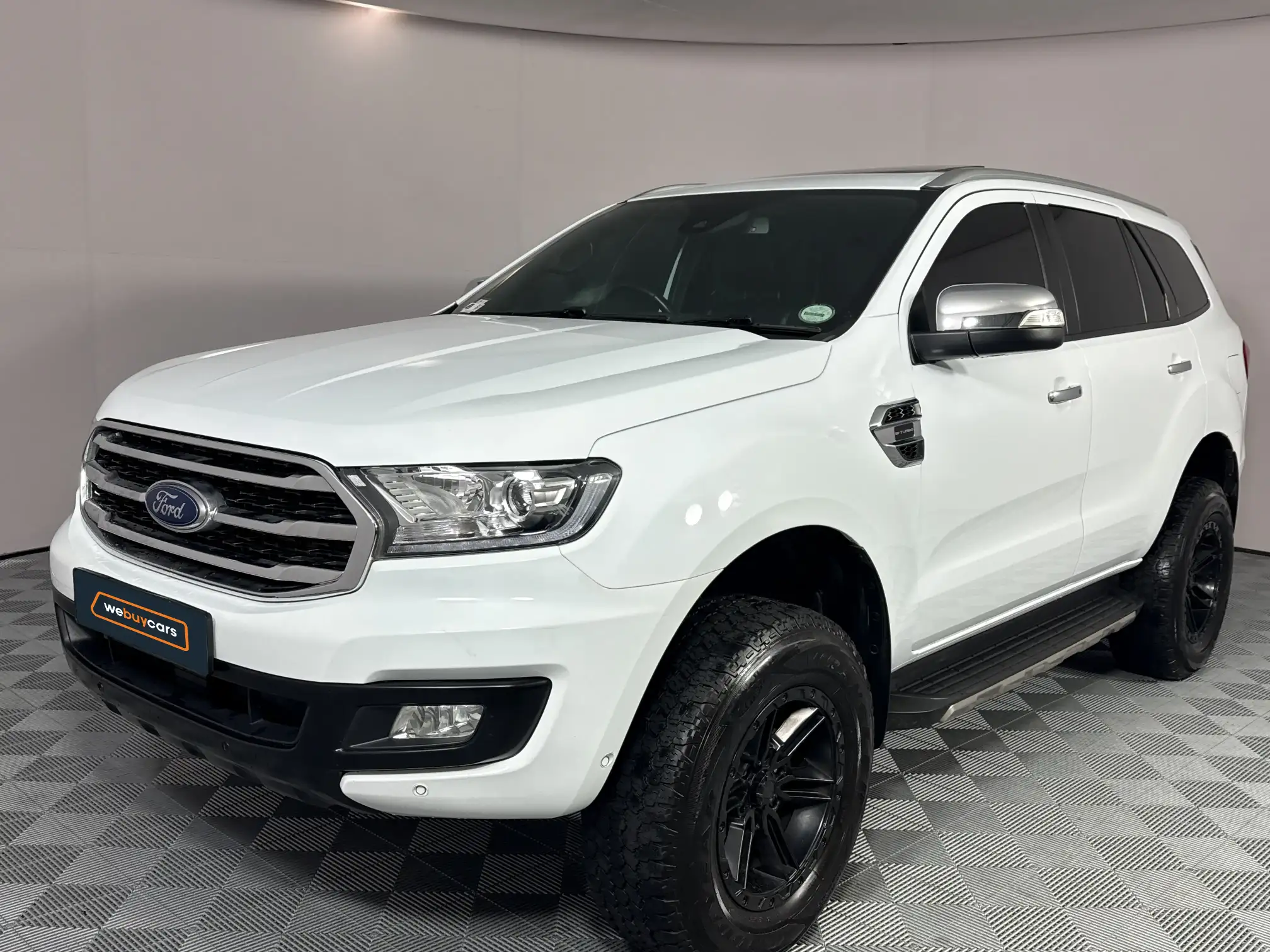 2020 Ford Everest