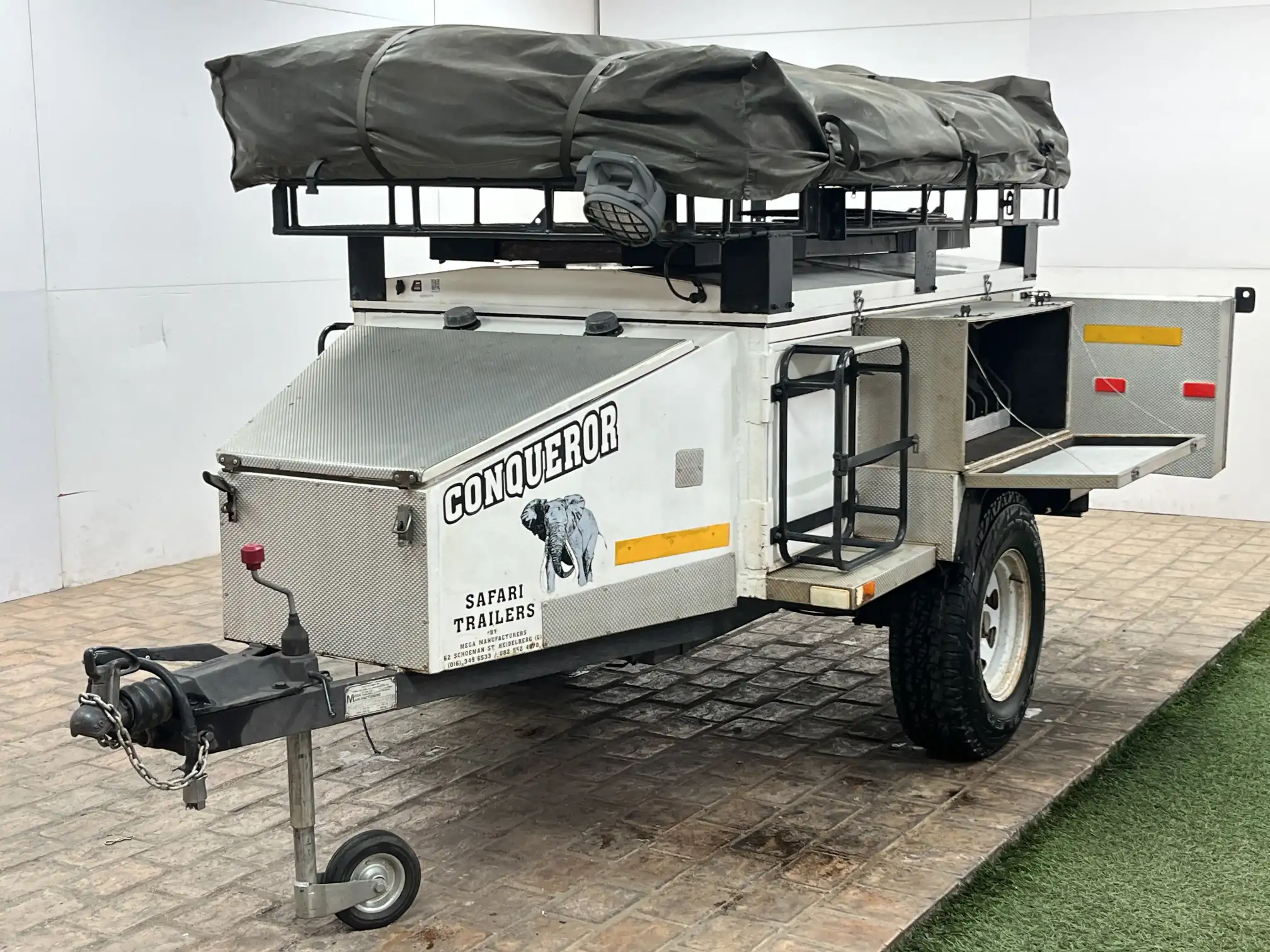 2000 Conqueror Safari