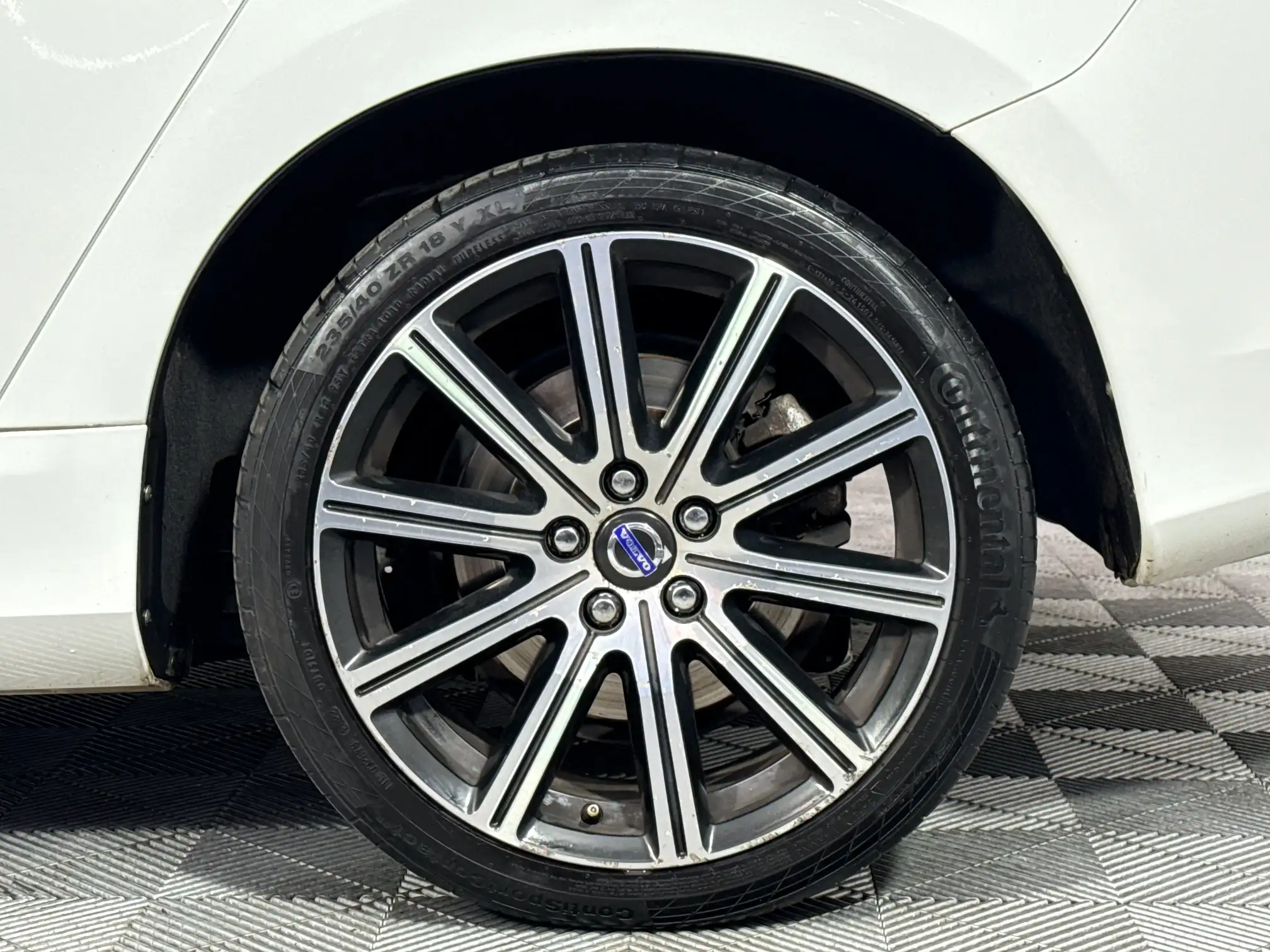 Volvo V60