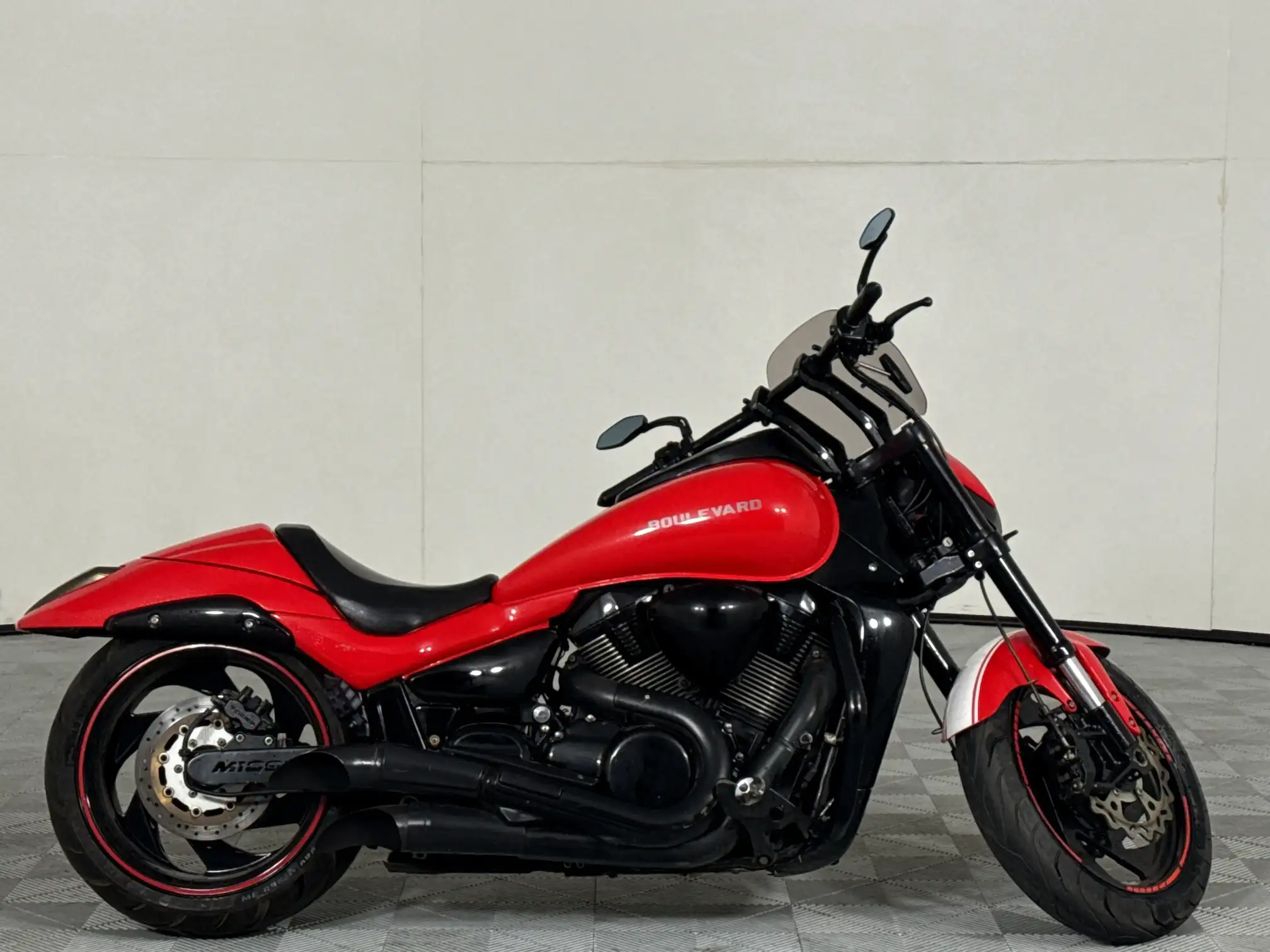 2006 Suzuki Boulevard