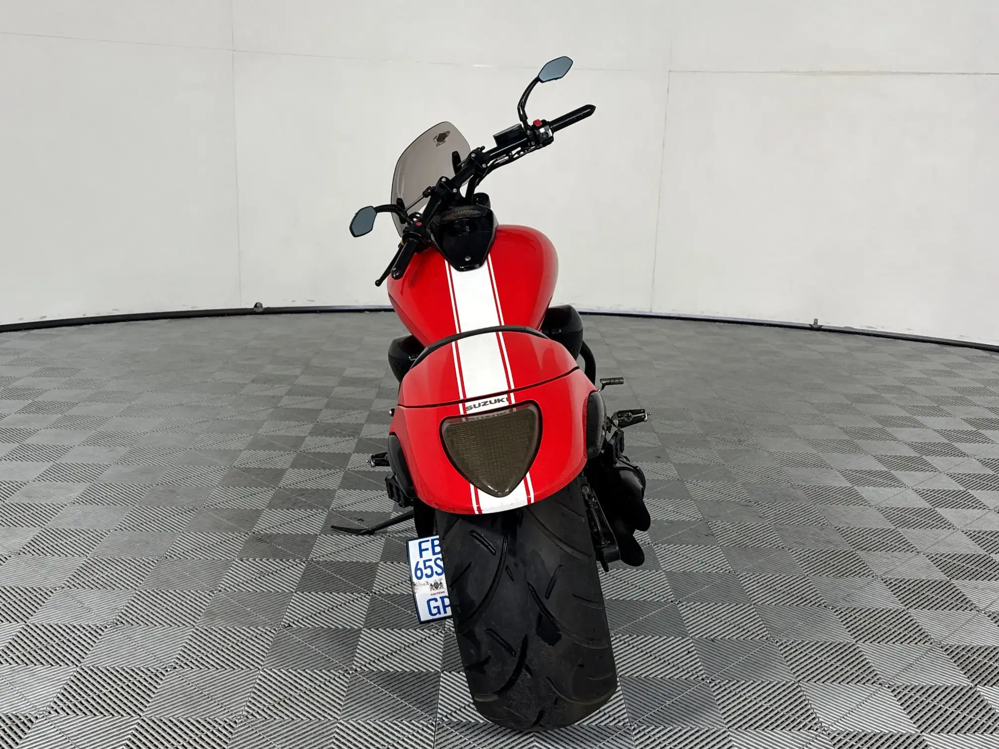 Suzuki Boulevard
