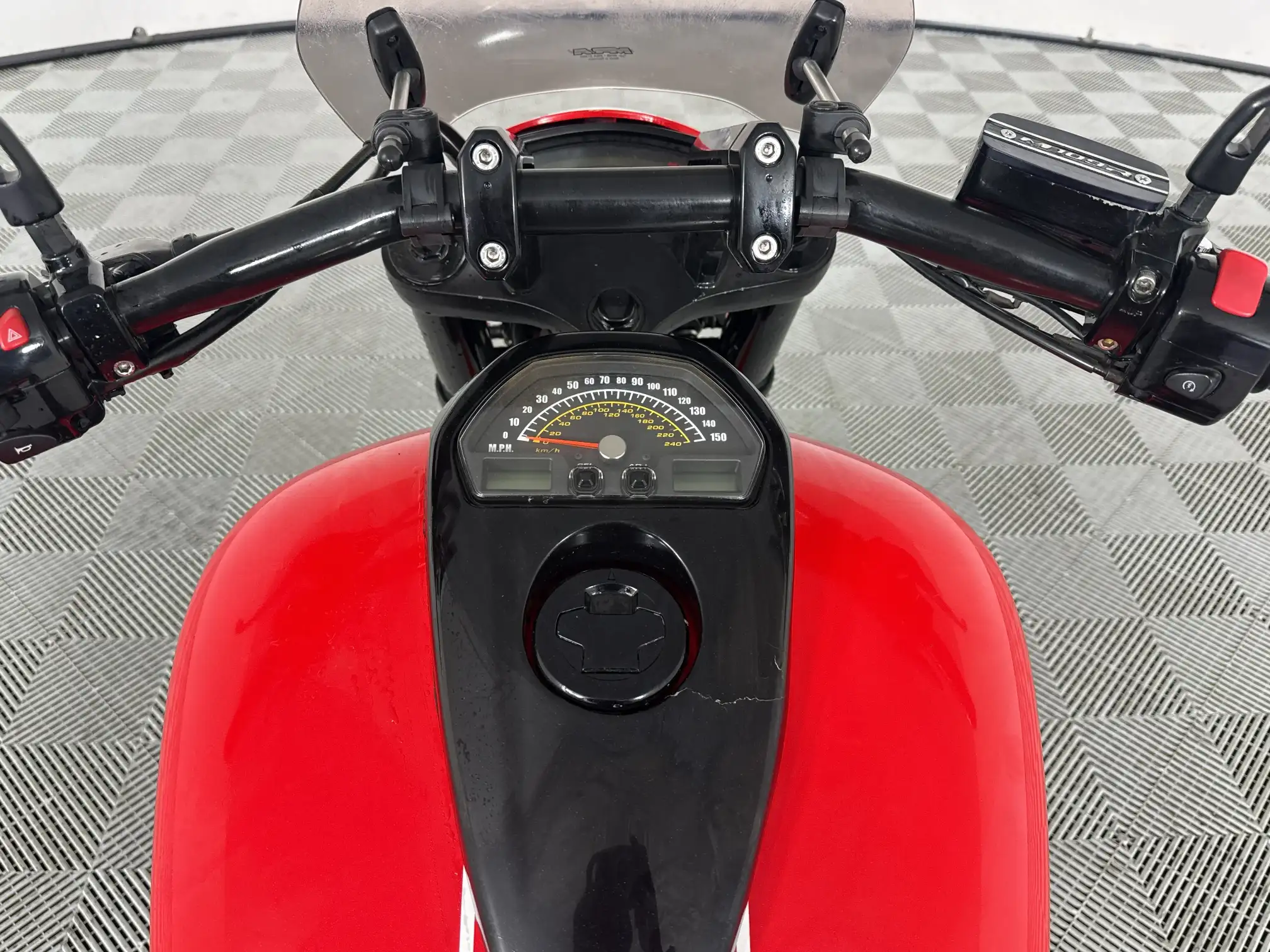 Suzuki Boulevard