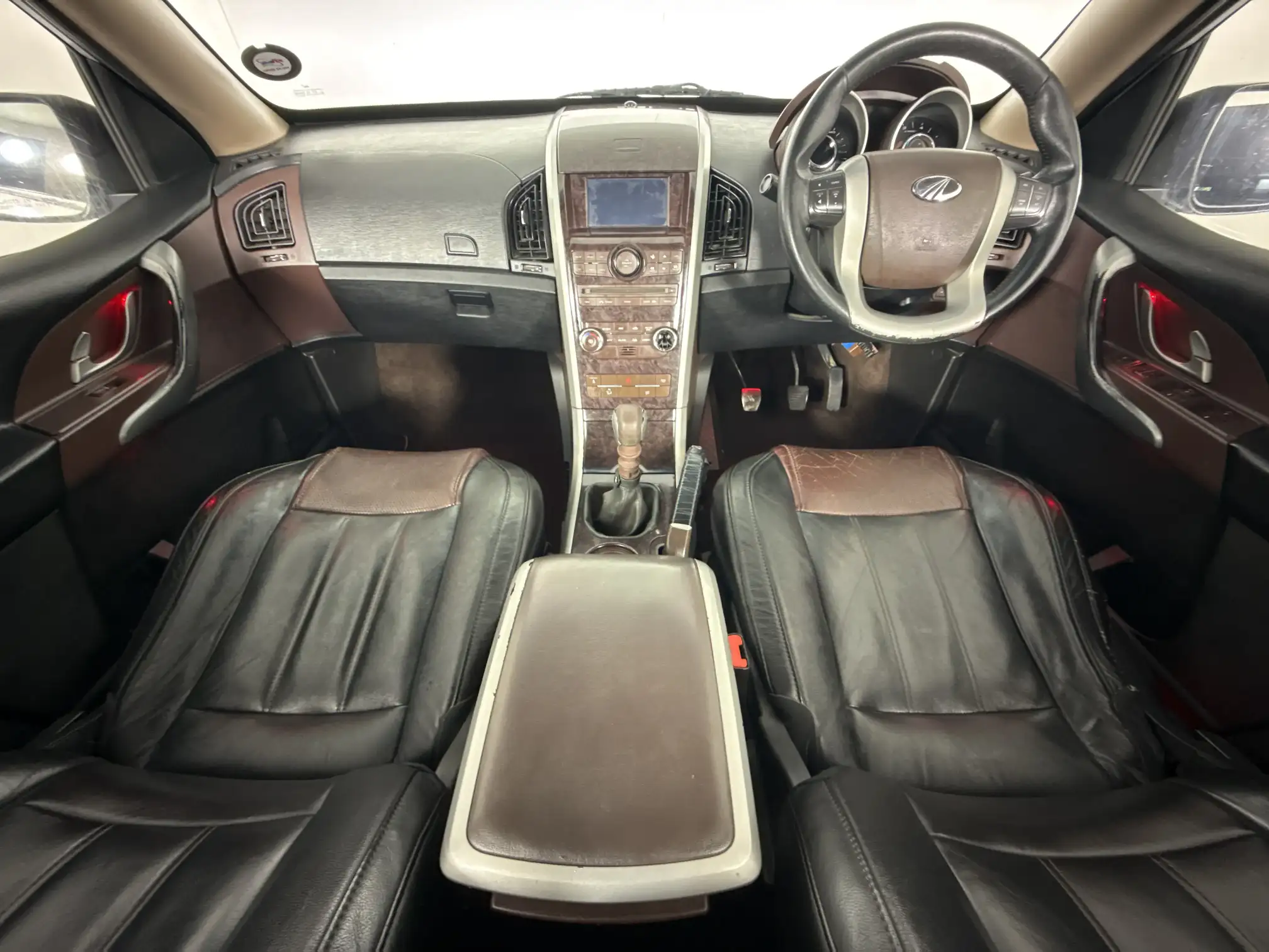 Mahindra XUV