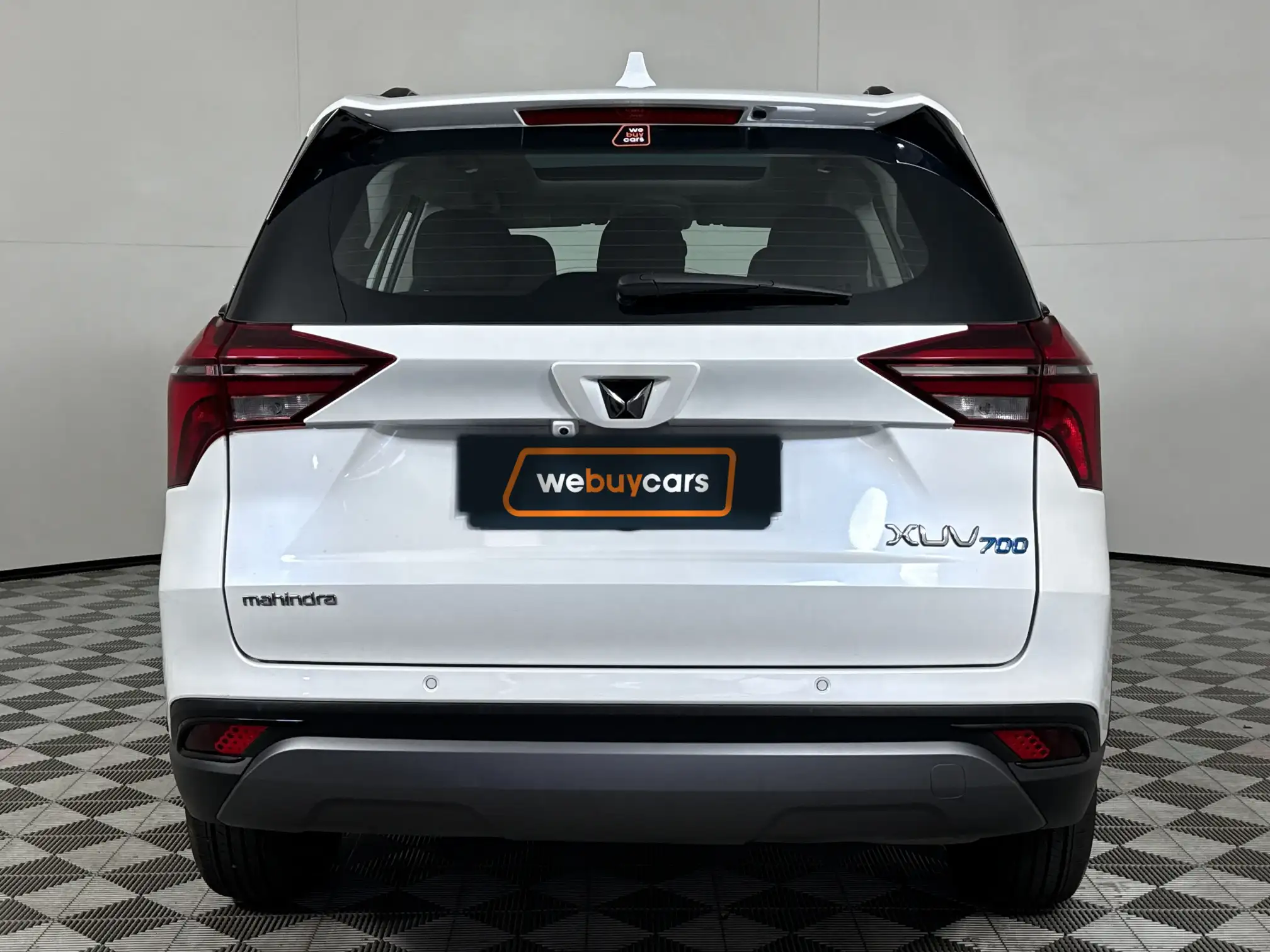 Mahindra XUV 700