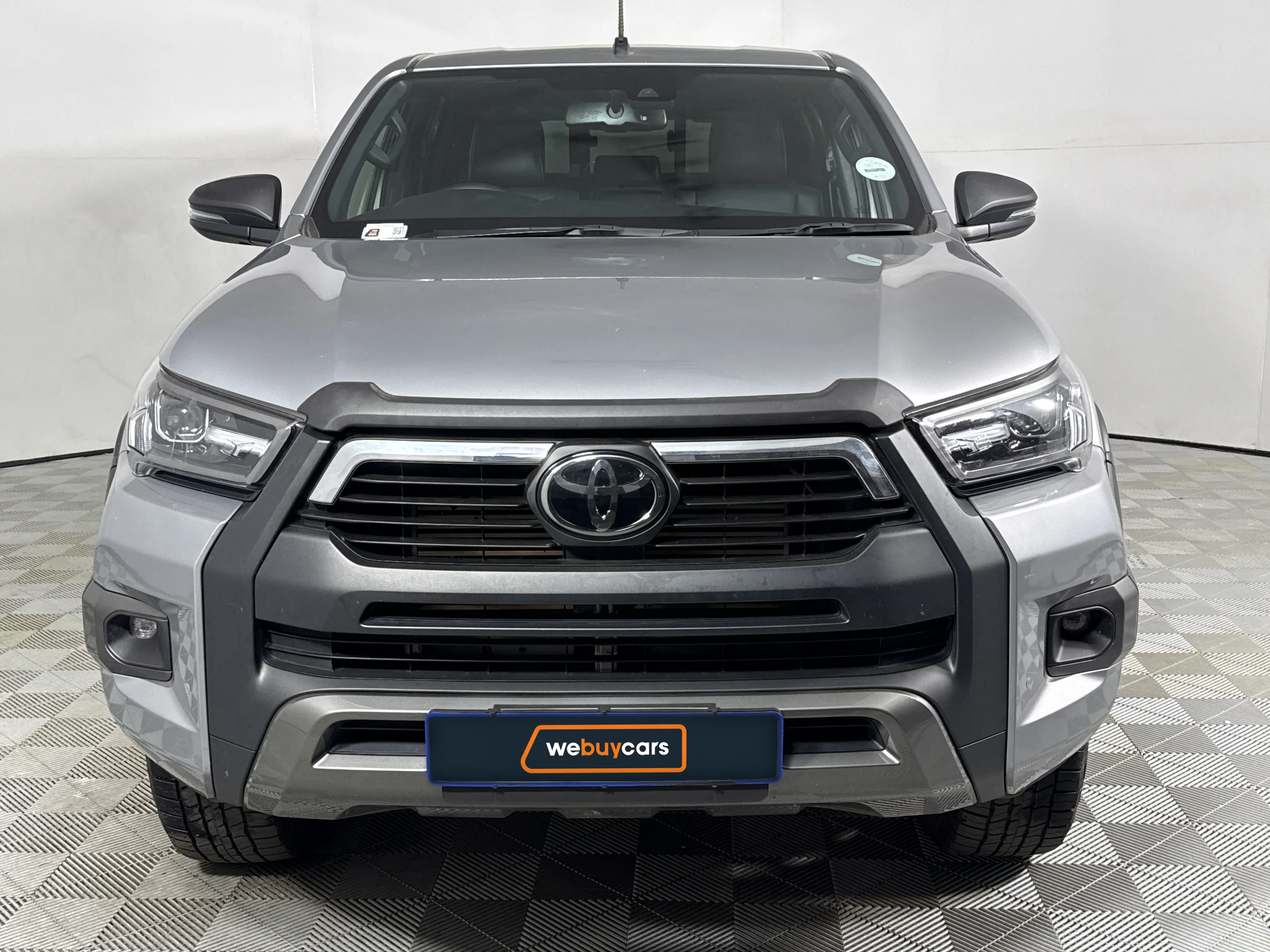 2022 Toyota Hilux 2.8 Gd-6 RB Legend Auto Pick Up Double Cab, photo 2