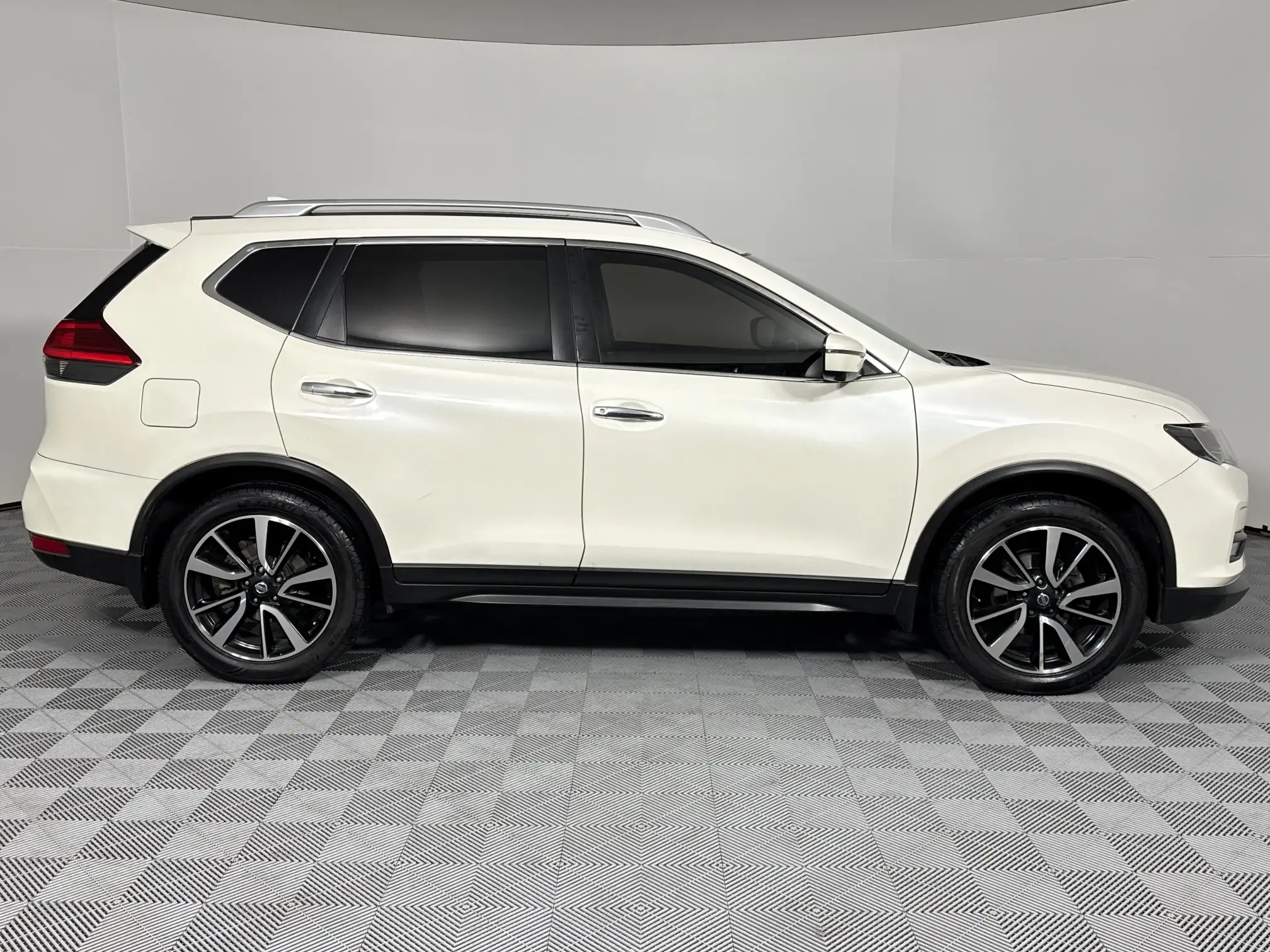 Nissan X Trail