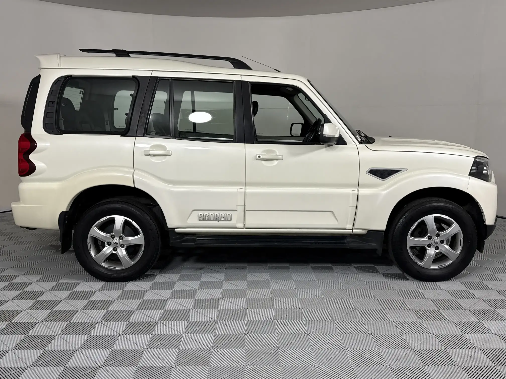 Mahindra Scorpio