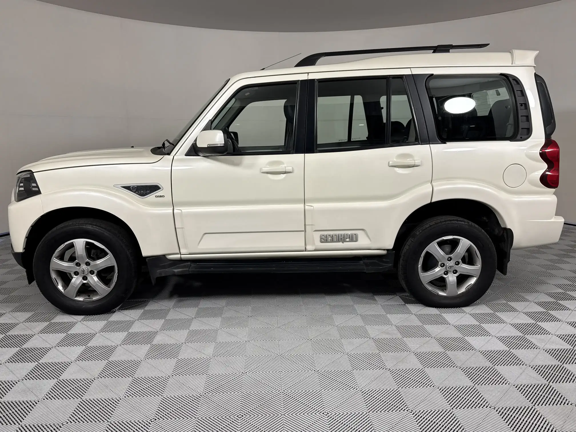 Mahindra Scorpio