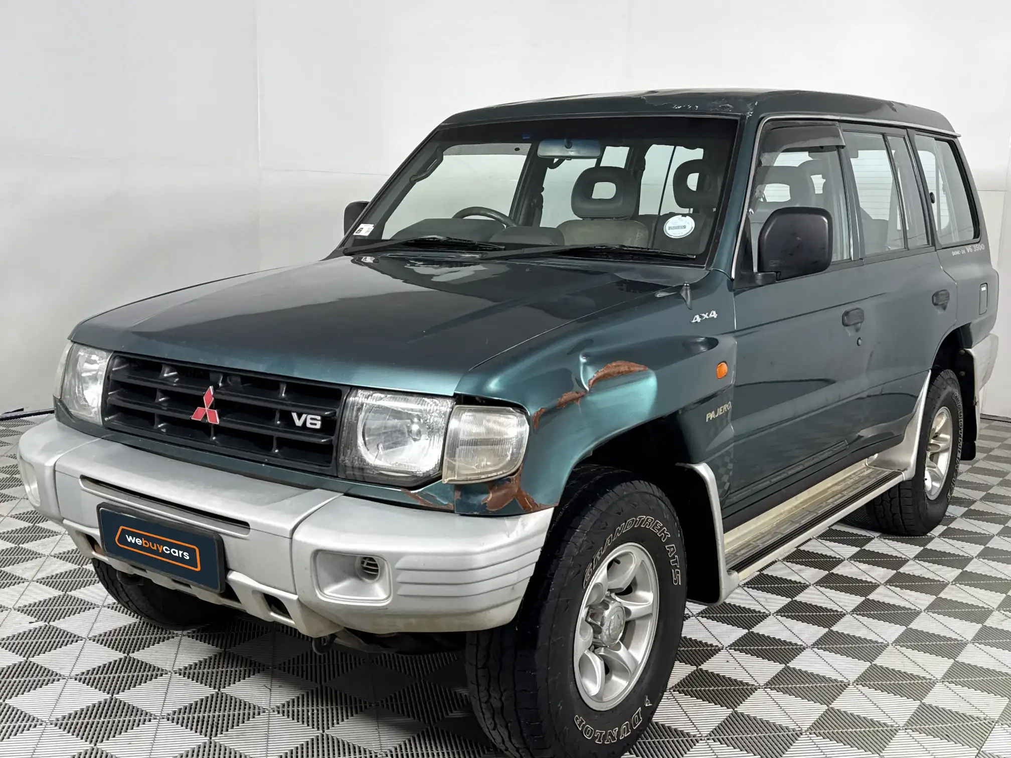 1998 Mitsubishi Pajero