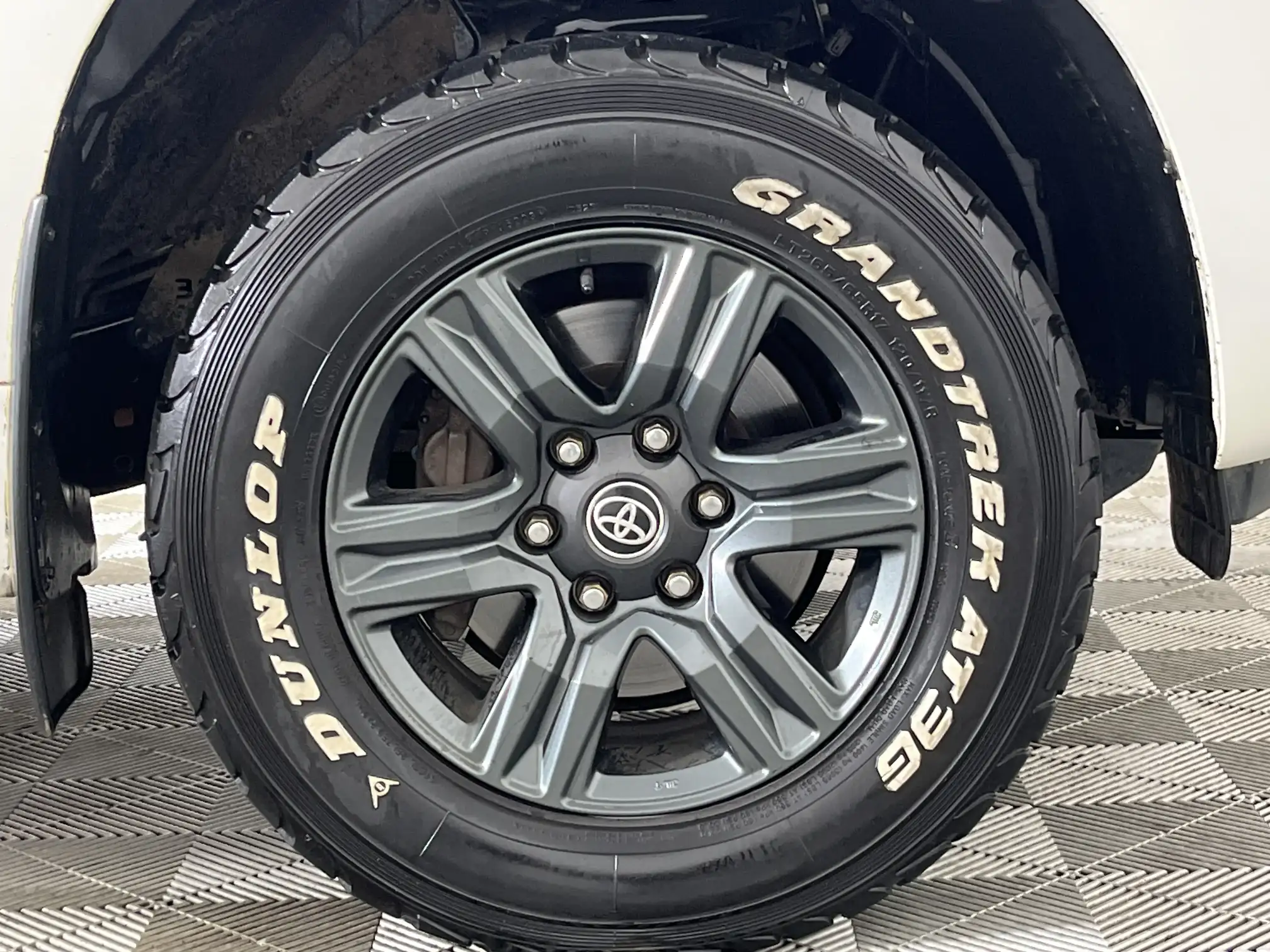 Toyota Prado