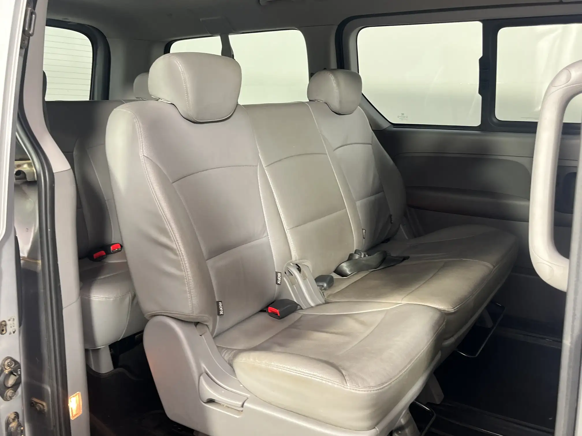 Hyundai H-1