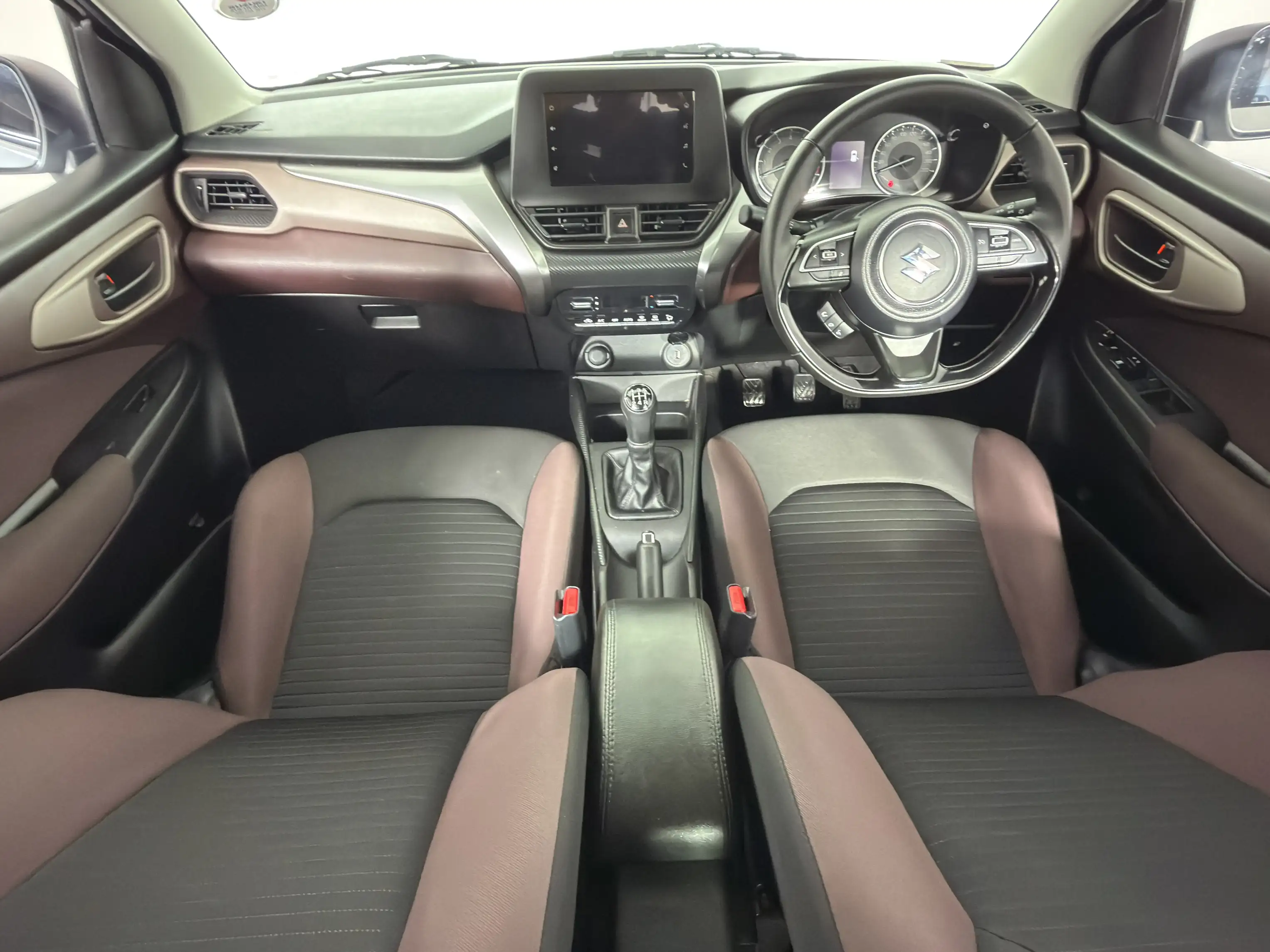 Suzuki Fronx