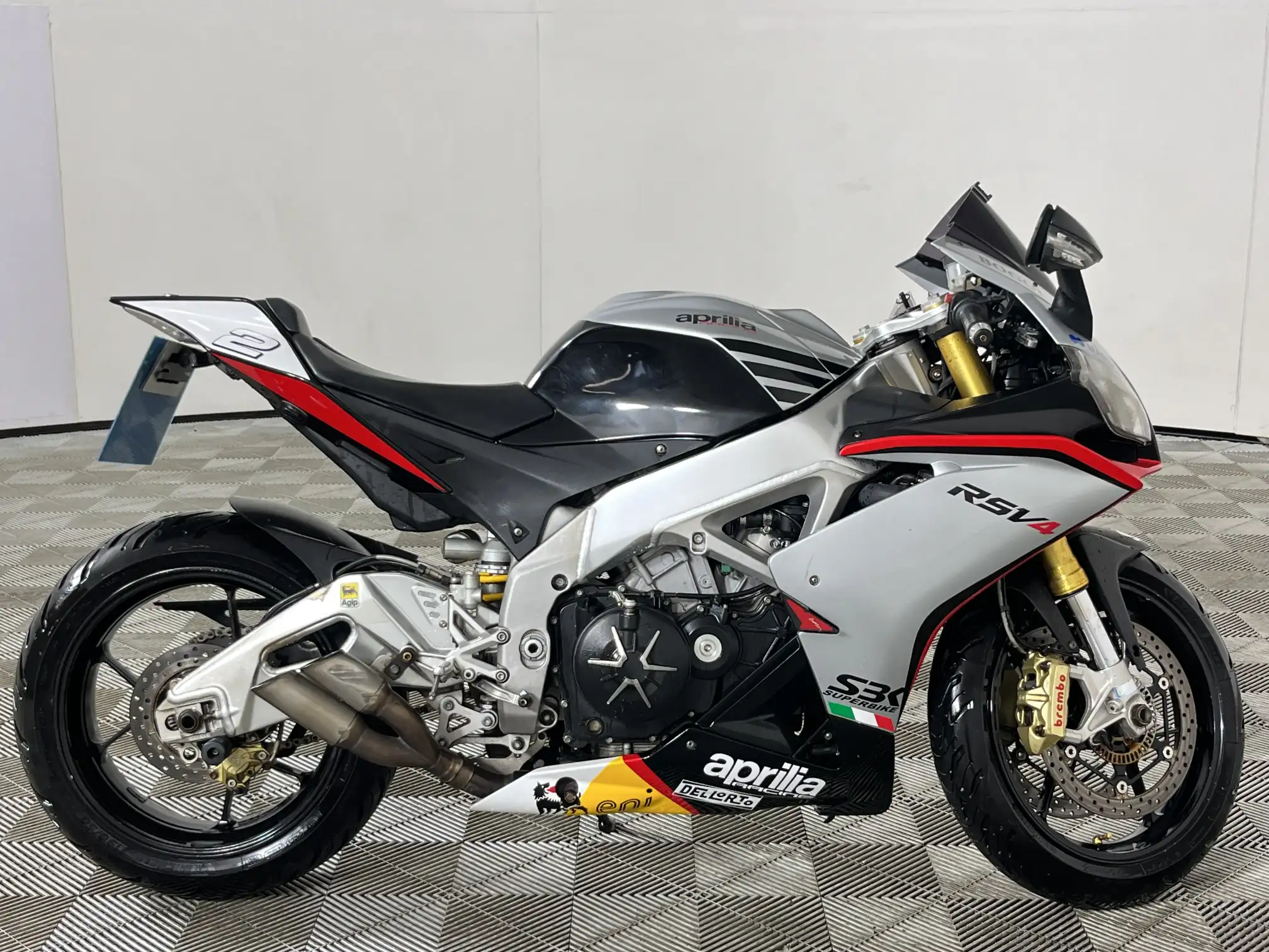 Aprilia Rsv4