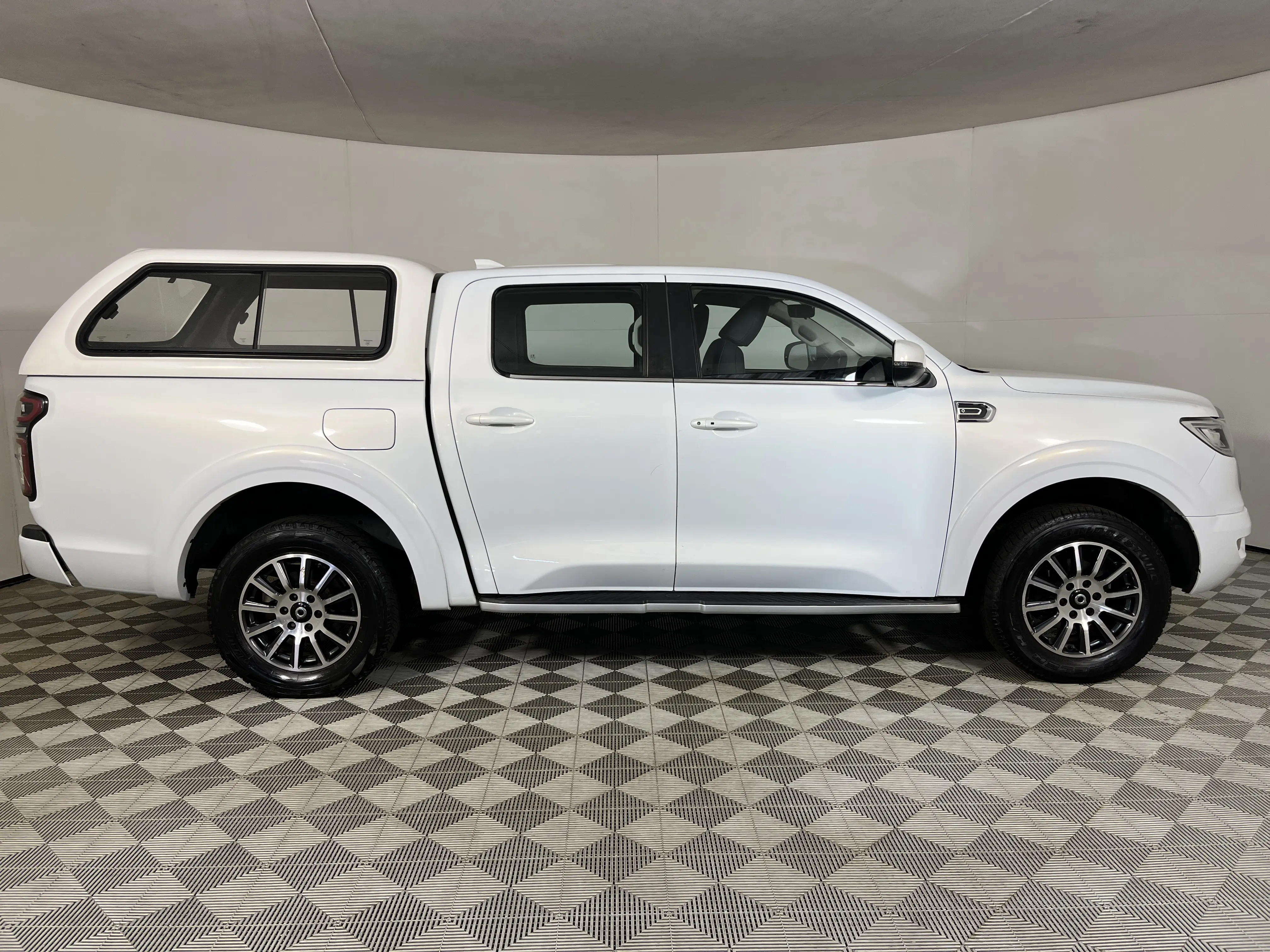 2023 GWM P-Series 2.0td Ls/black Edition 4x4 Auto Double Cab Pick Up, photo 4
