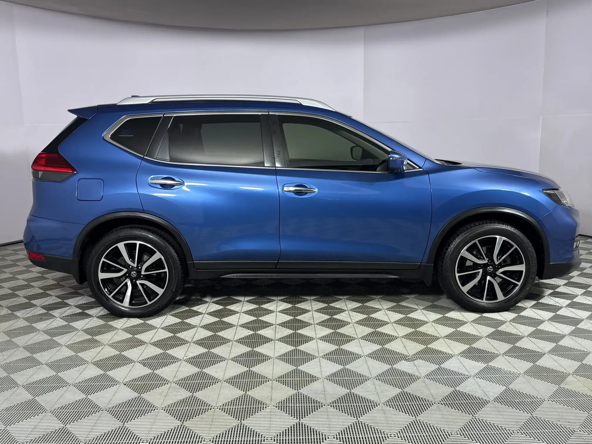Nissan X Trail