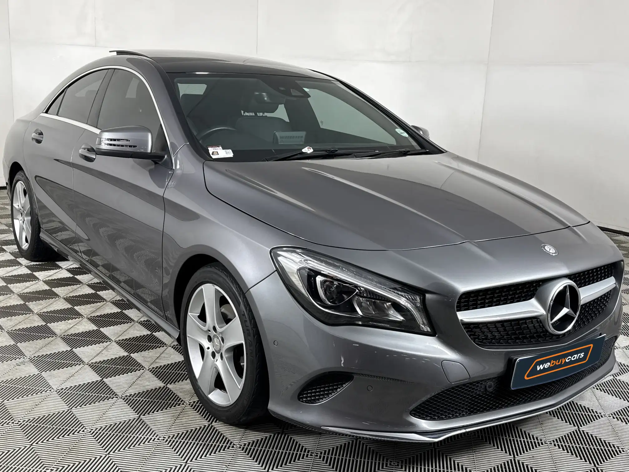 Mercedes-Benz CLA