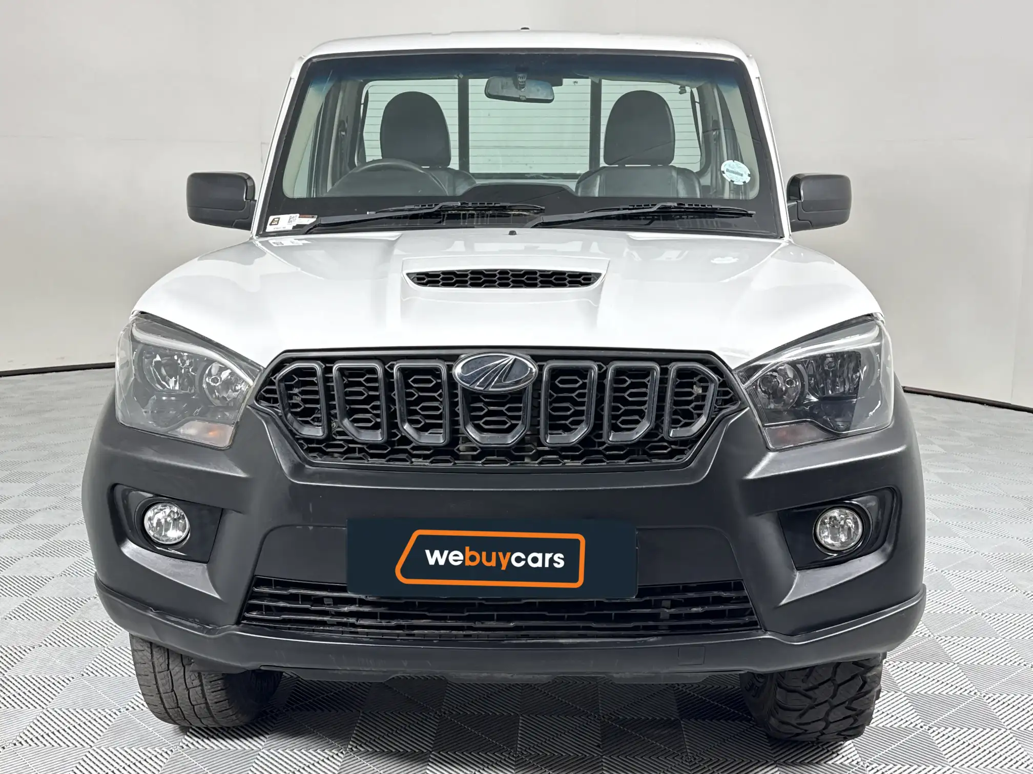 Mahindra PIK UP