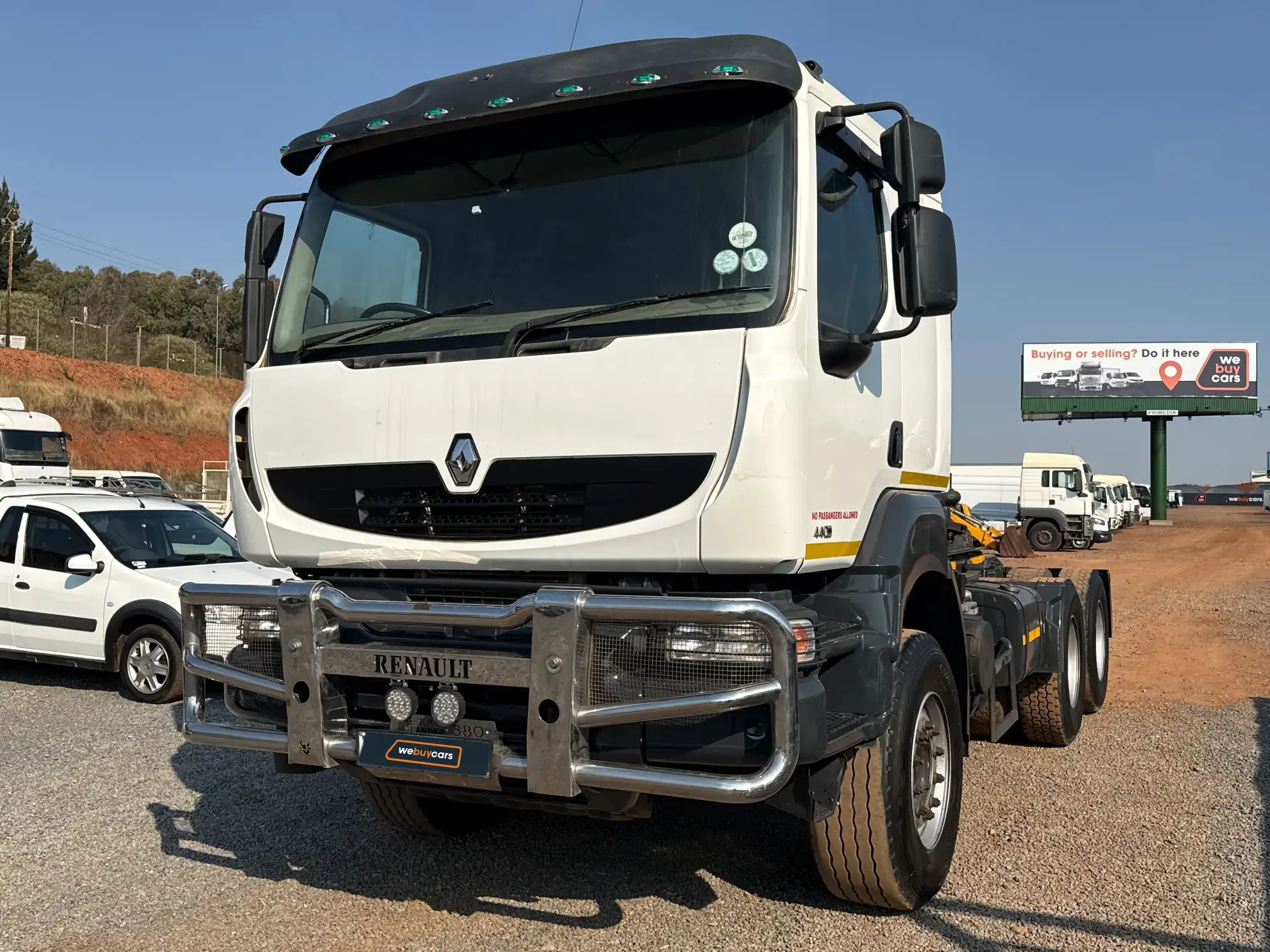 2014 Renault Premium