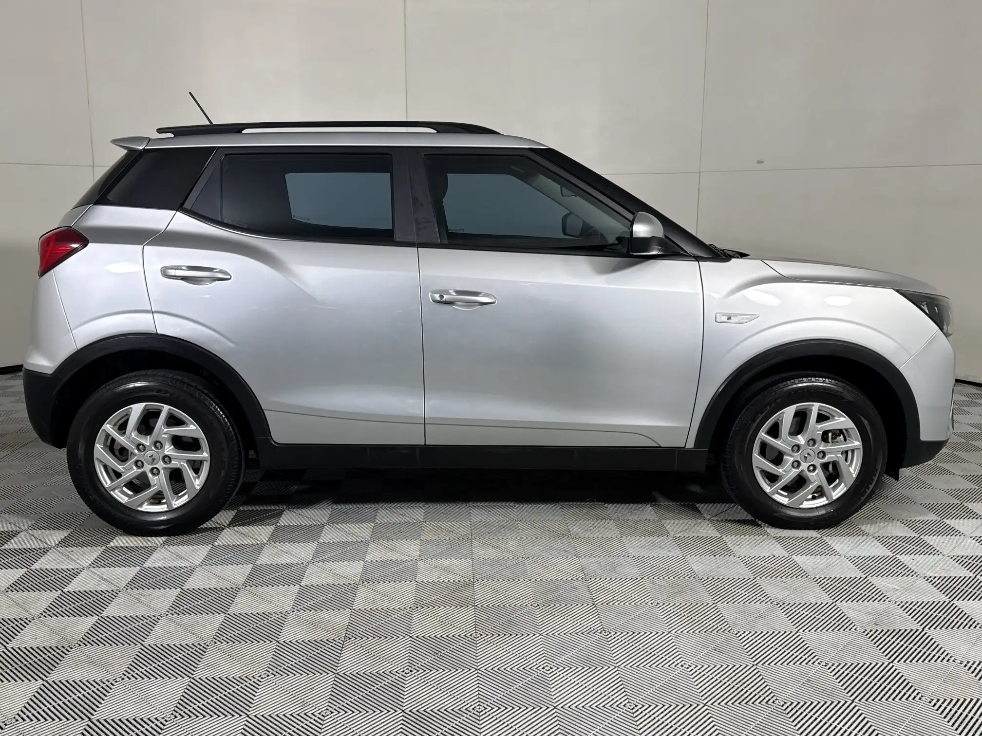 Mahindra Xuv300