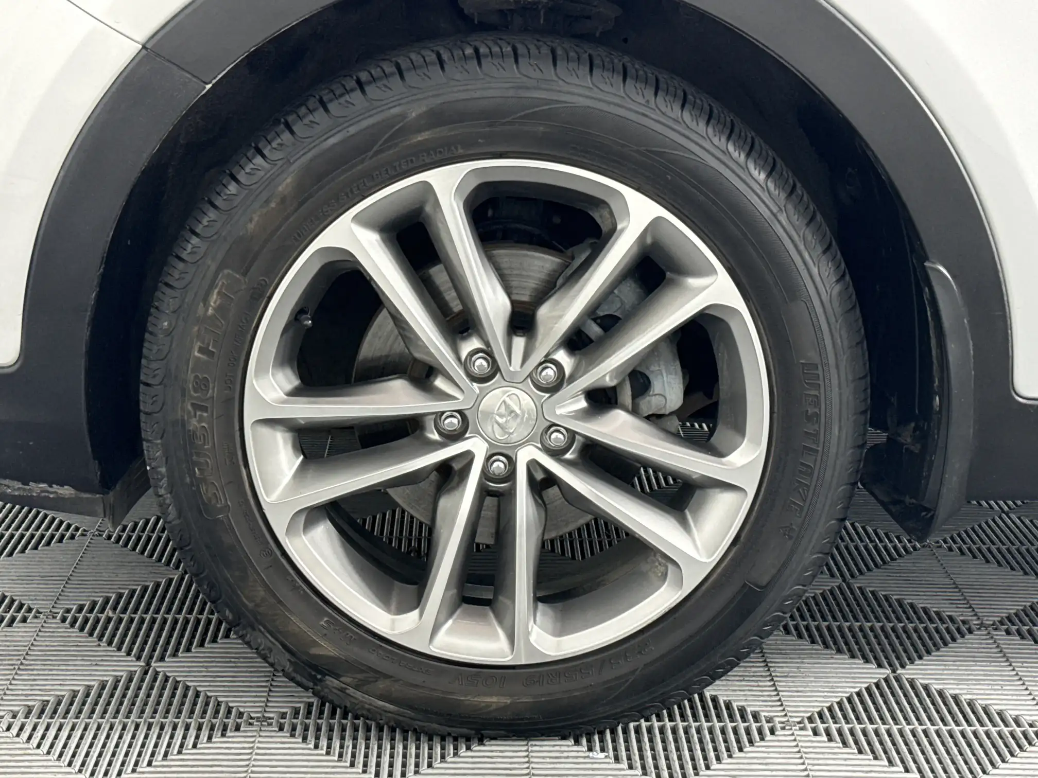Hyundai Santa-FE