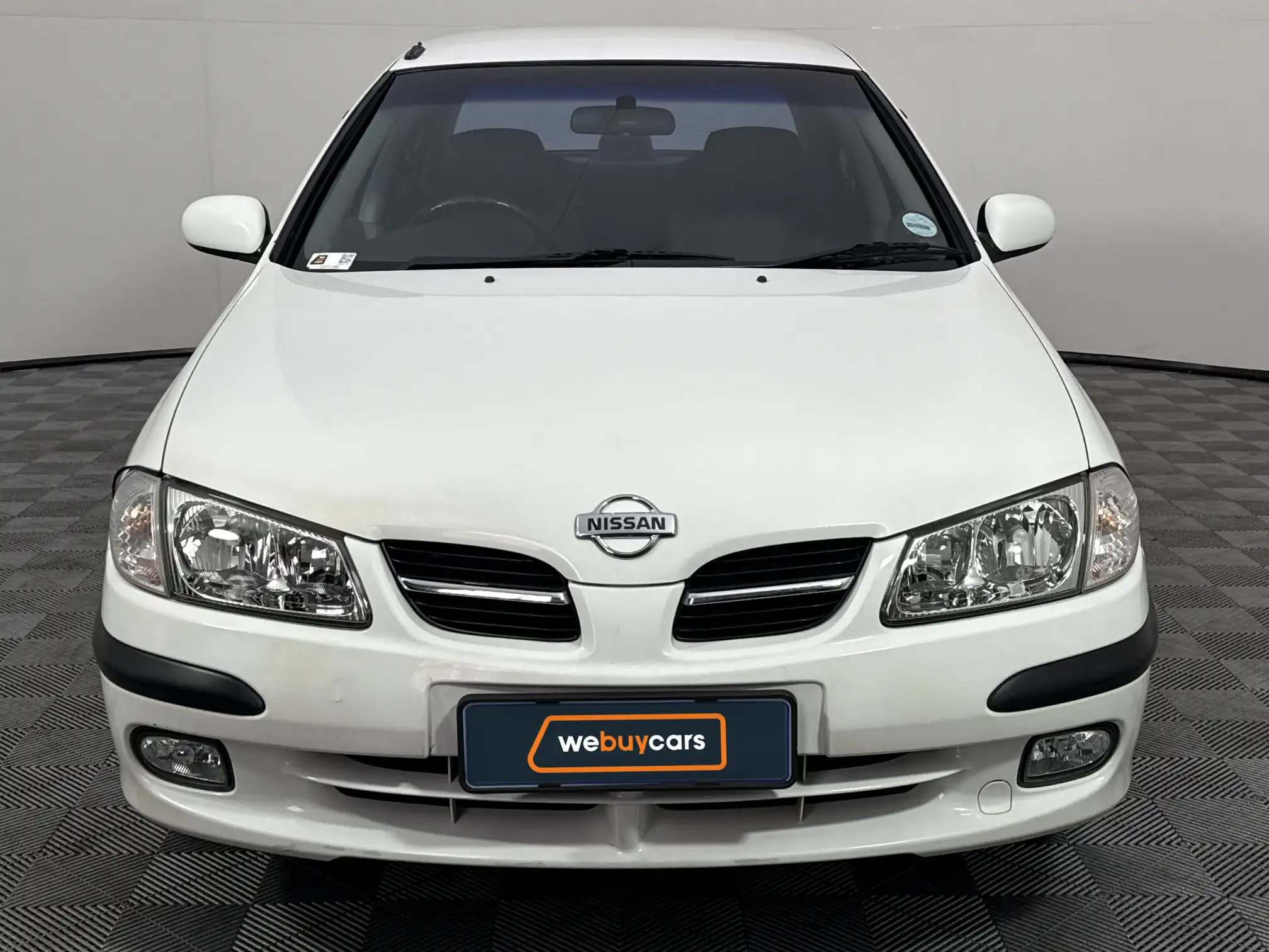 Nissan Almera