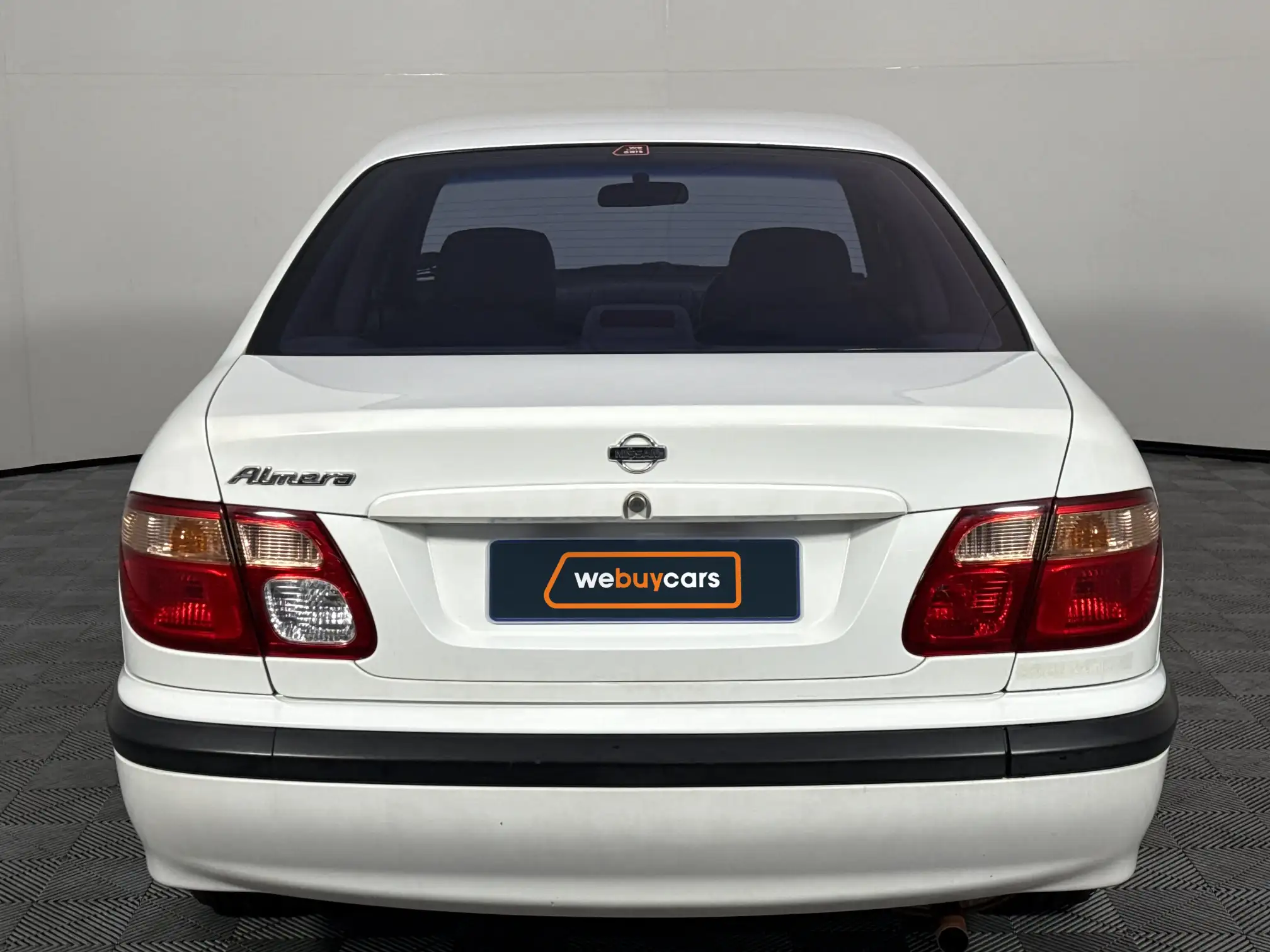 Nissan Almera