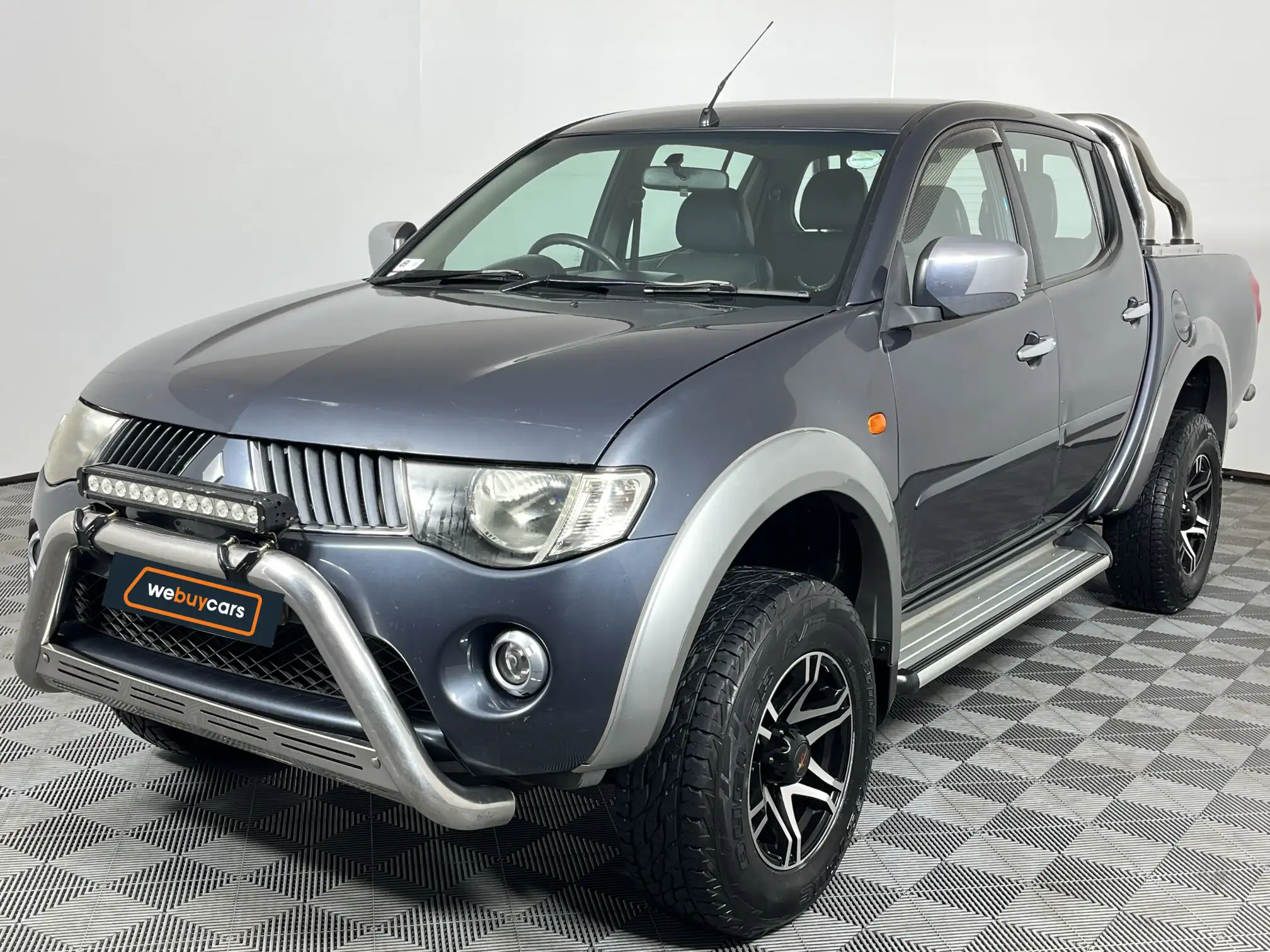 2009 Mitsubishi Triton