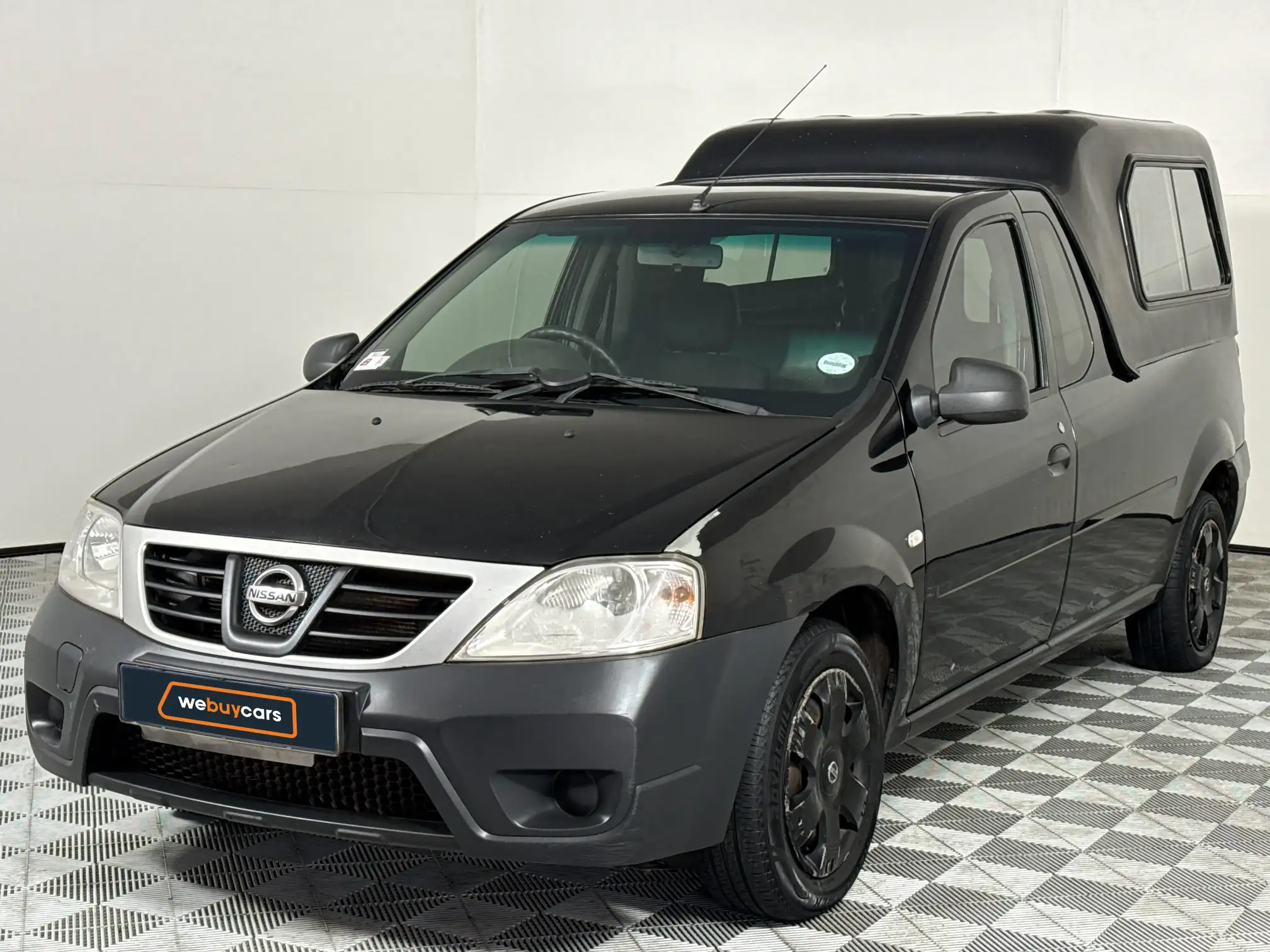 2022 Nissan NP200