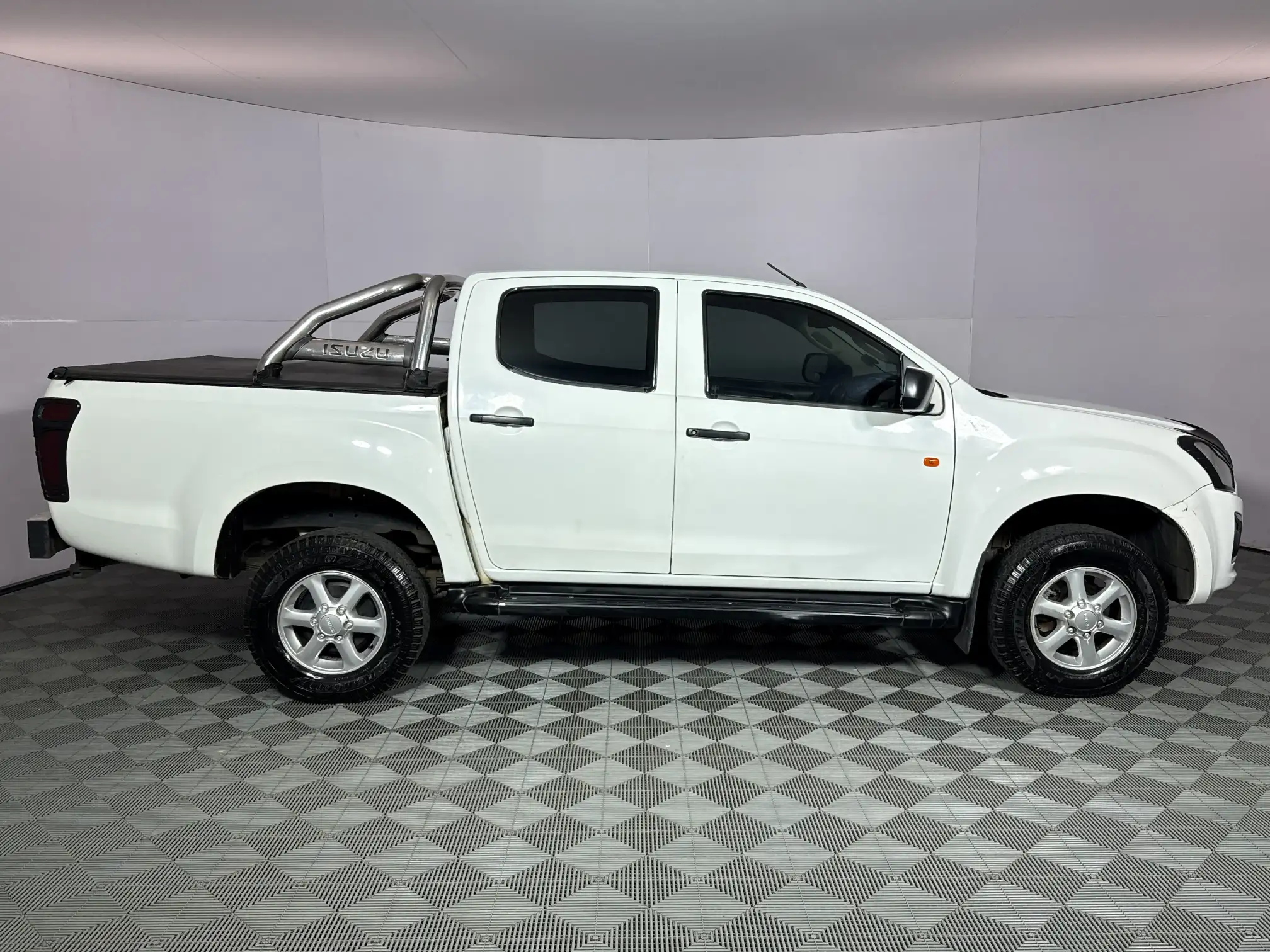 Isuzu KB