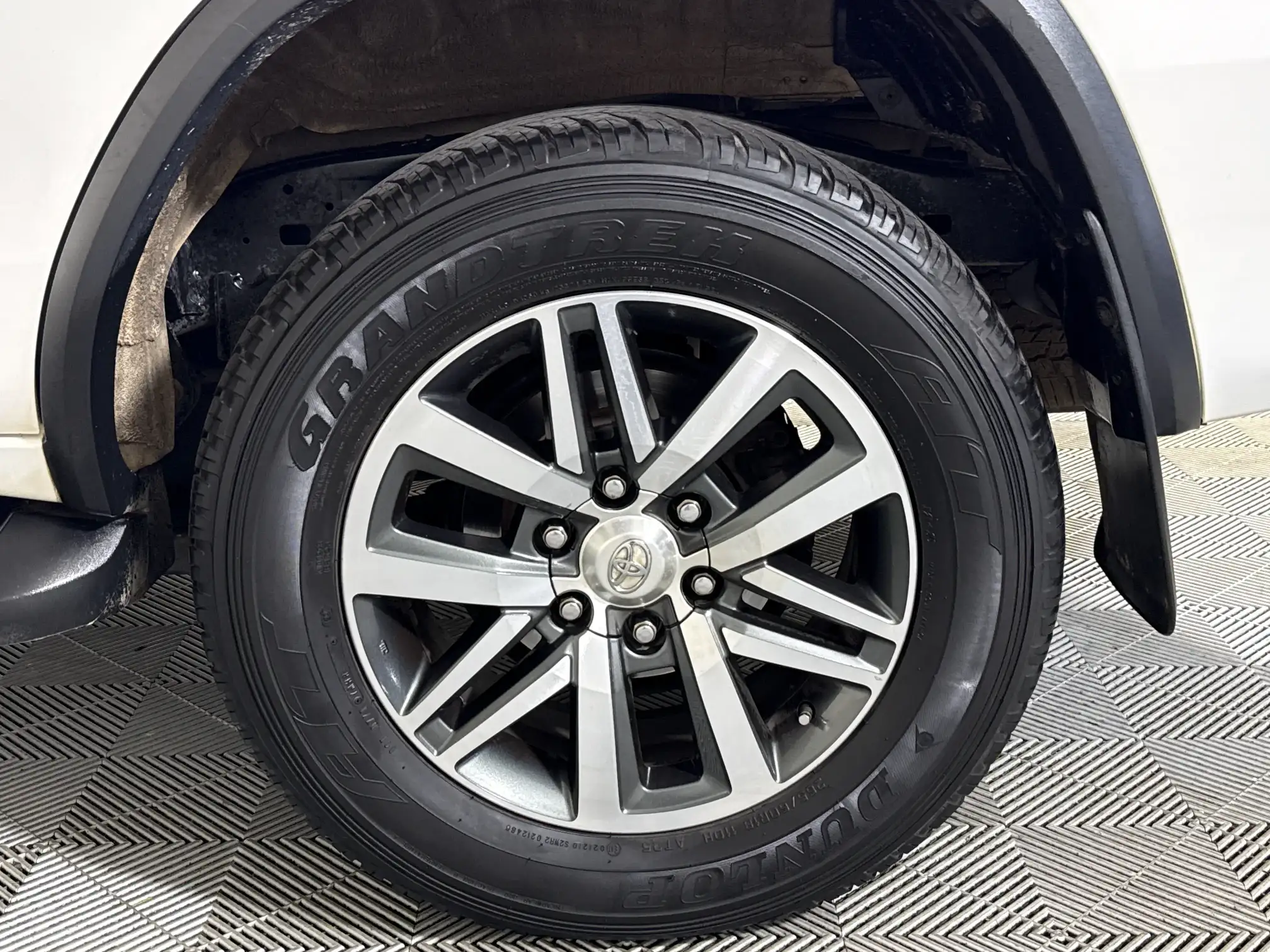Toyota Fortuner