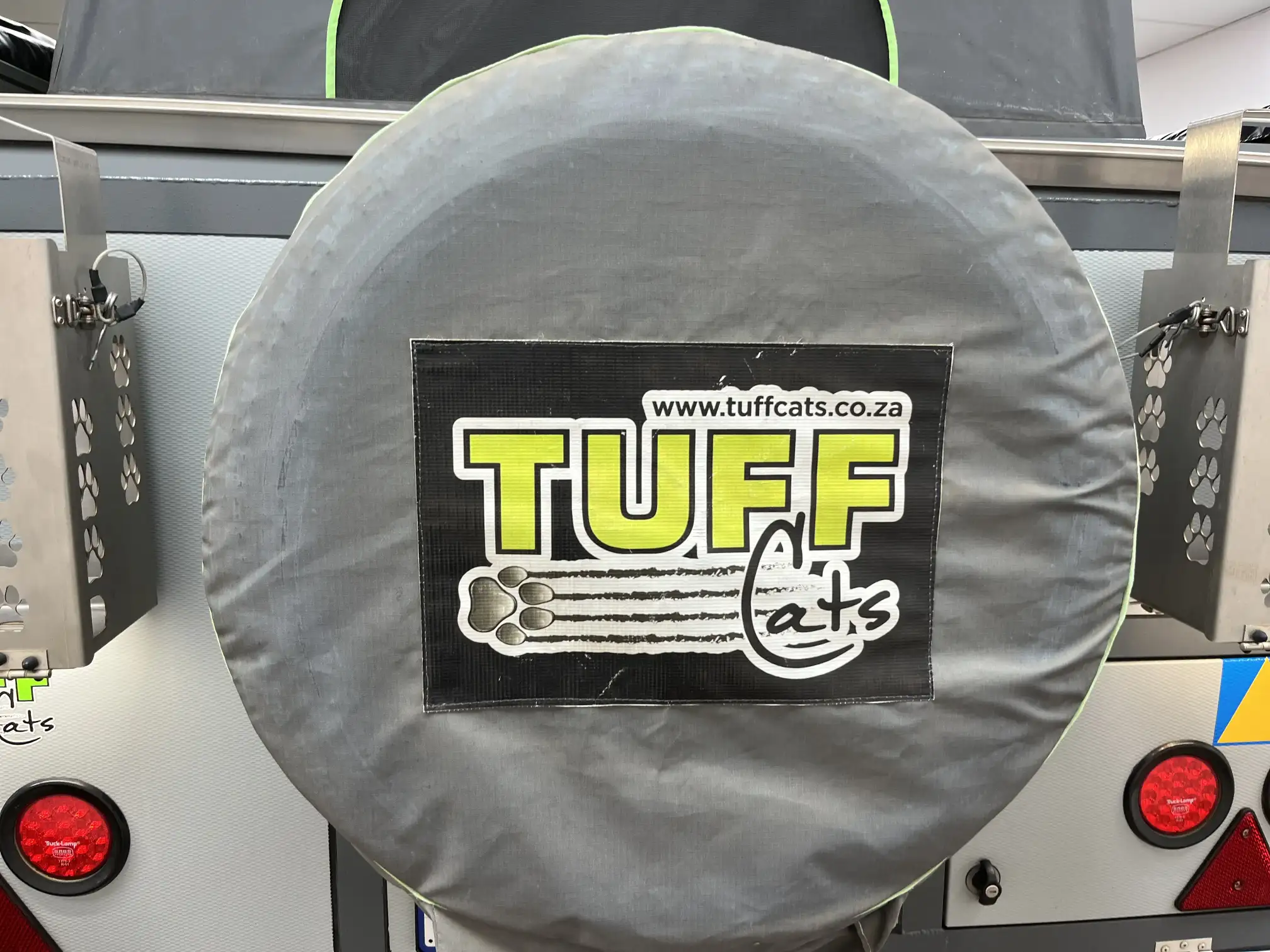 Tuff Cat Mbada Nova