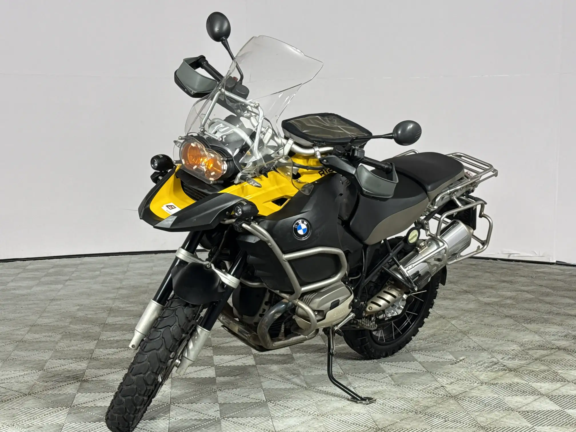 BMW R Series