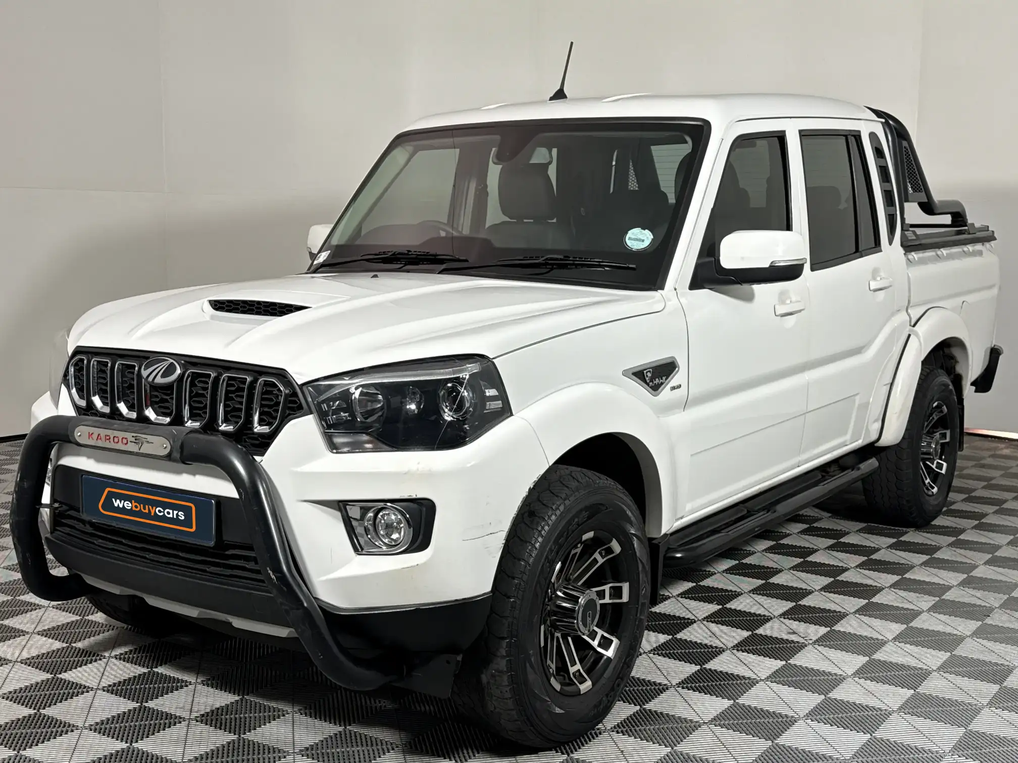 2022 Mahindra PIK UP