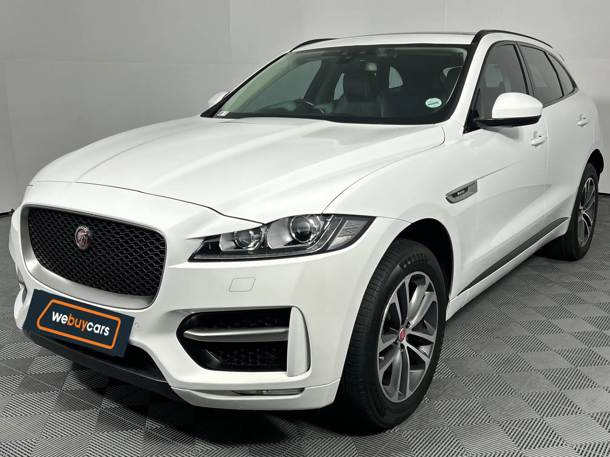 Jaguar F-Pace