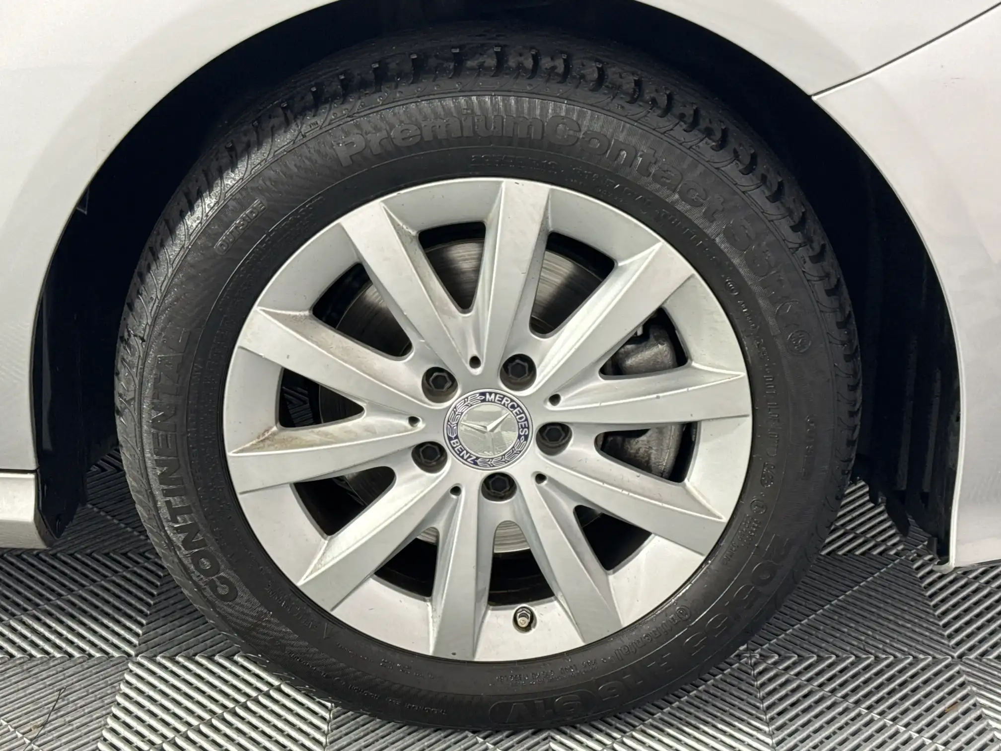 Mercedes-Benz B Class