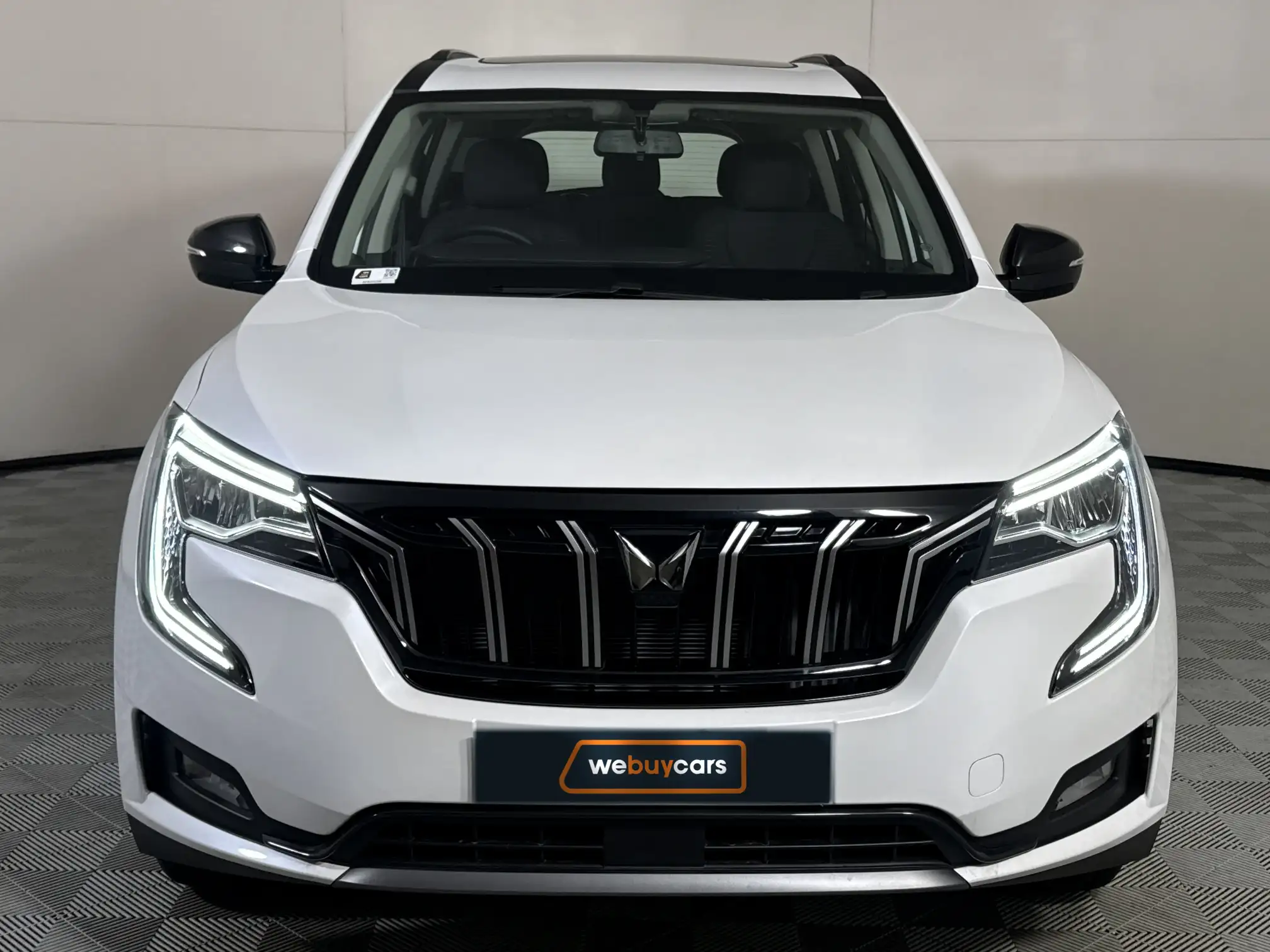 Mahindra XUV 700