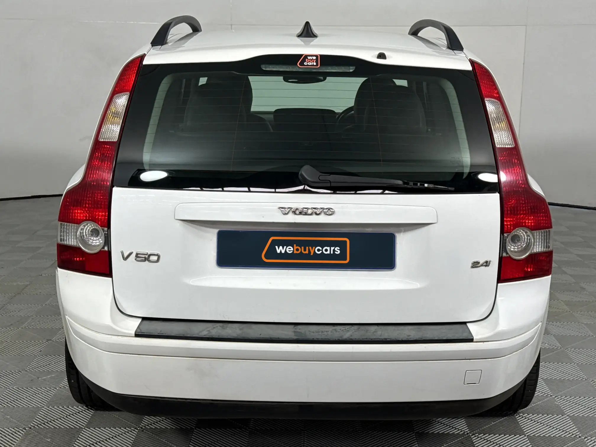 Volvo V50