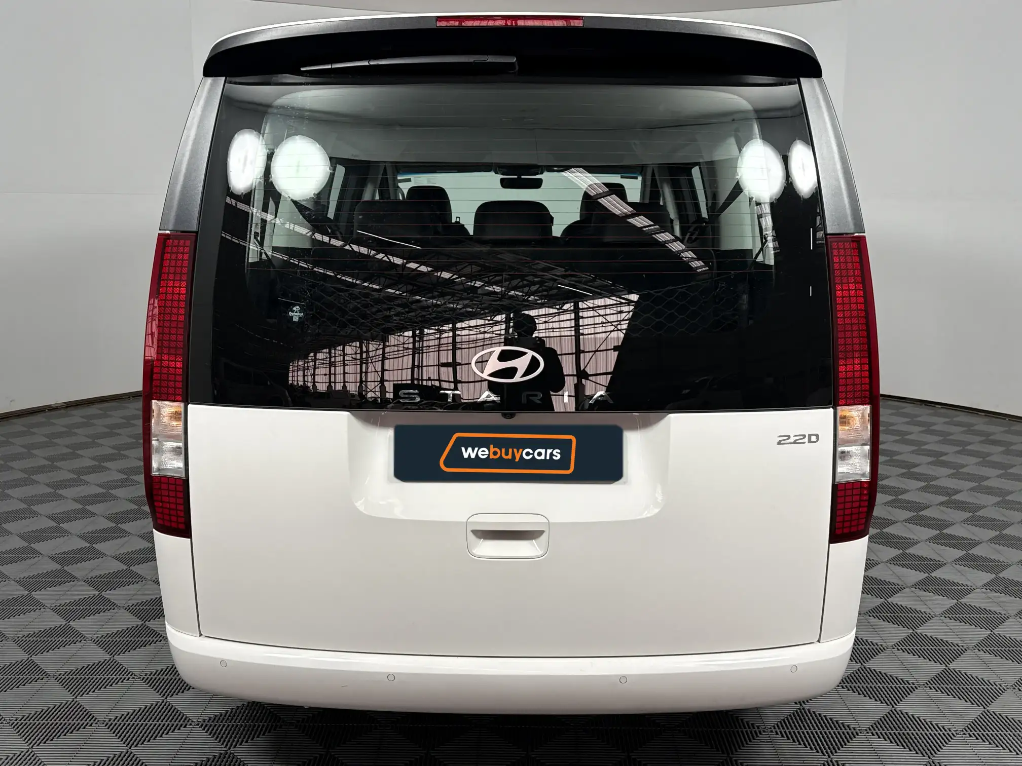 Hyundai Staria
