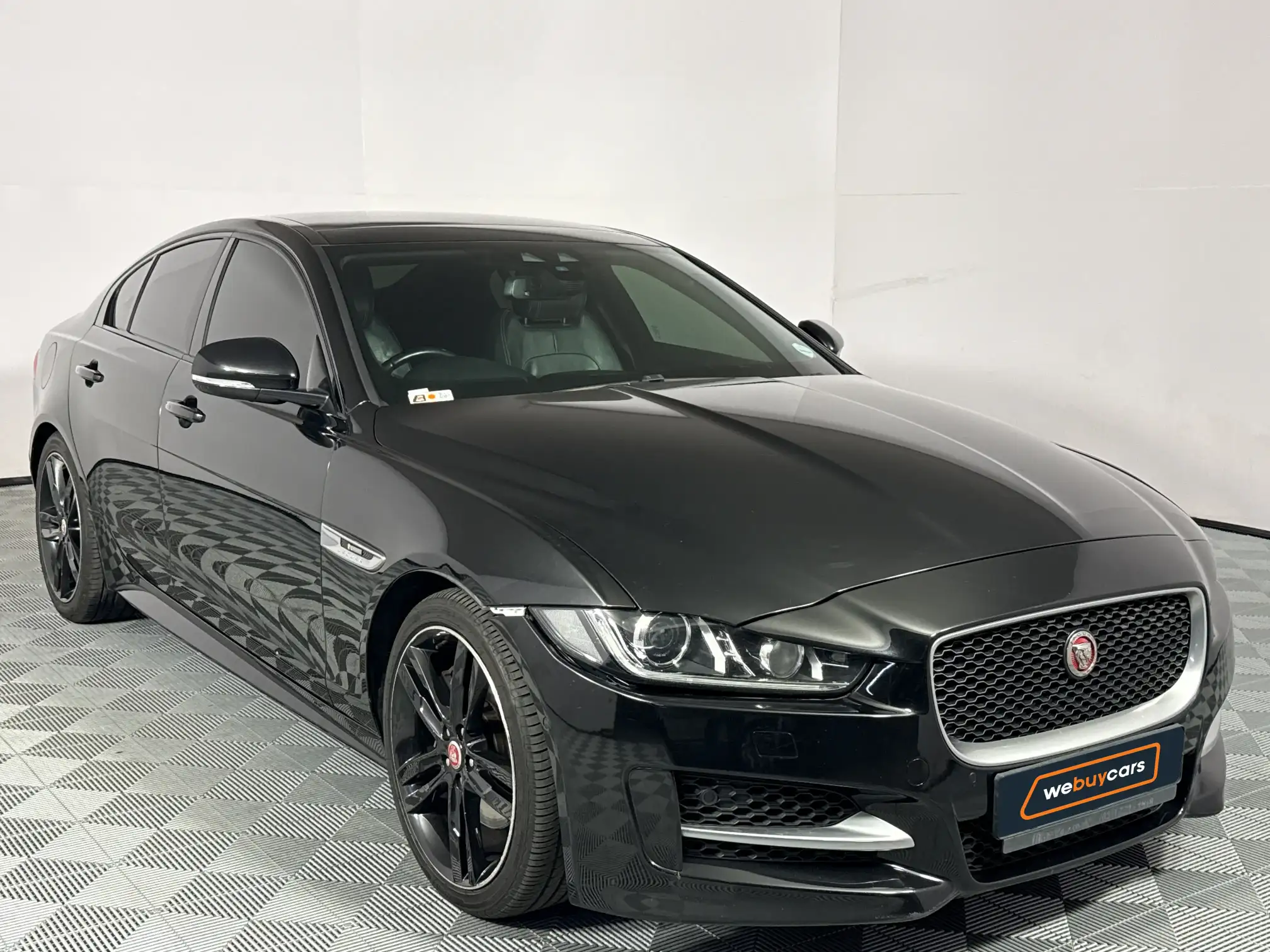 Jaguar XE