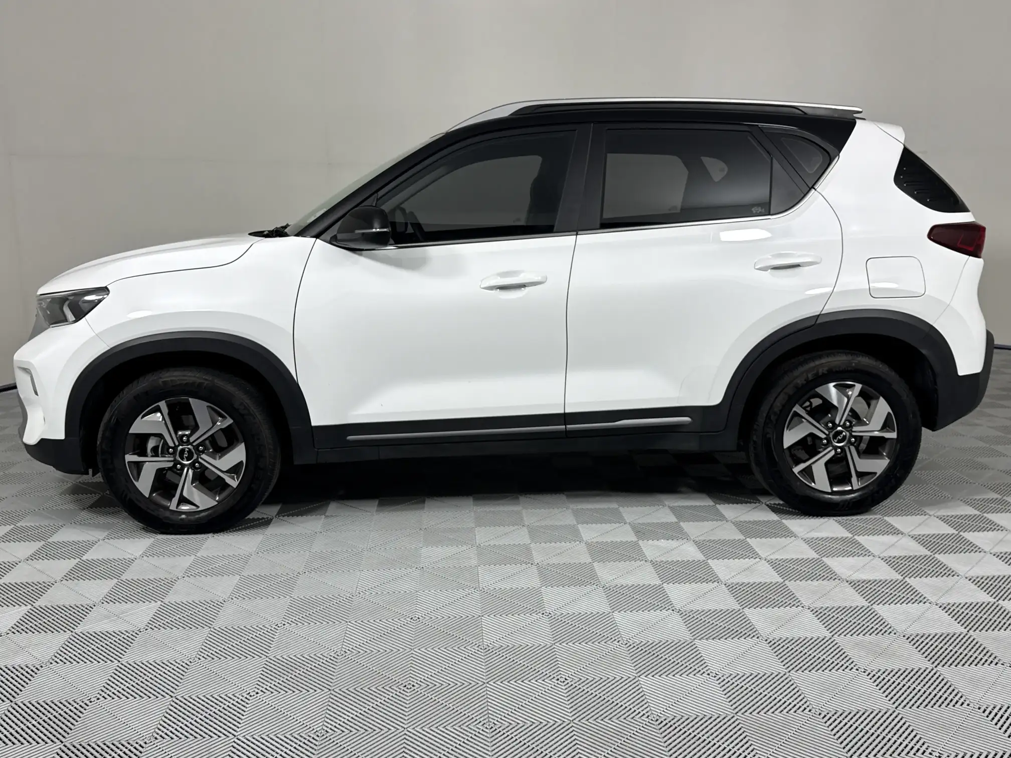 KIA Sonet