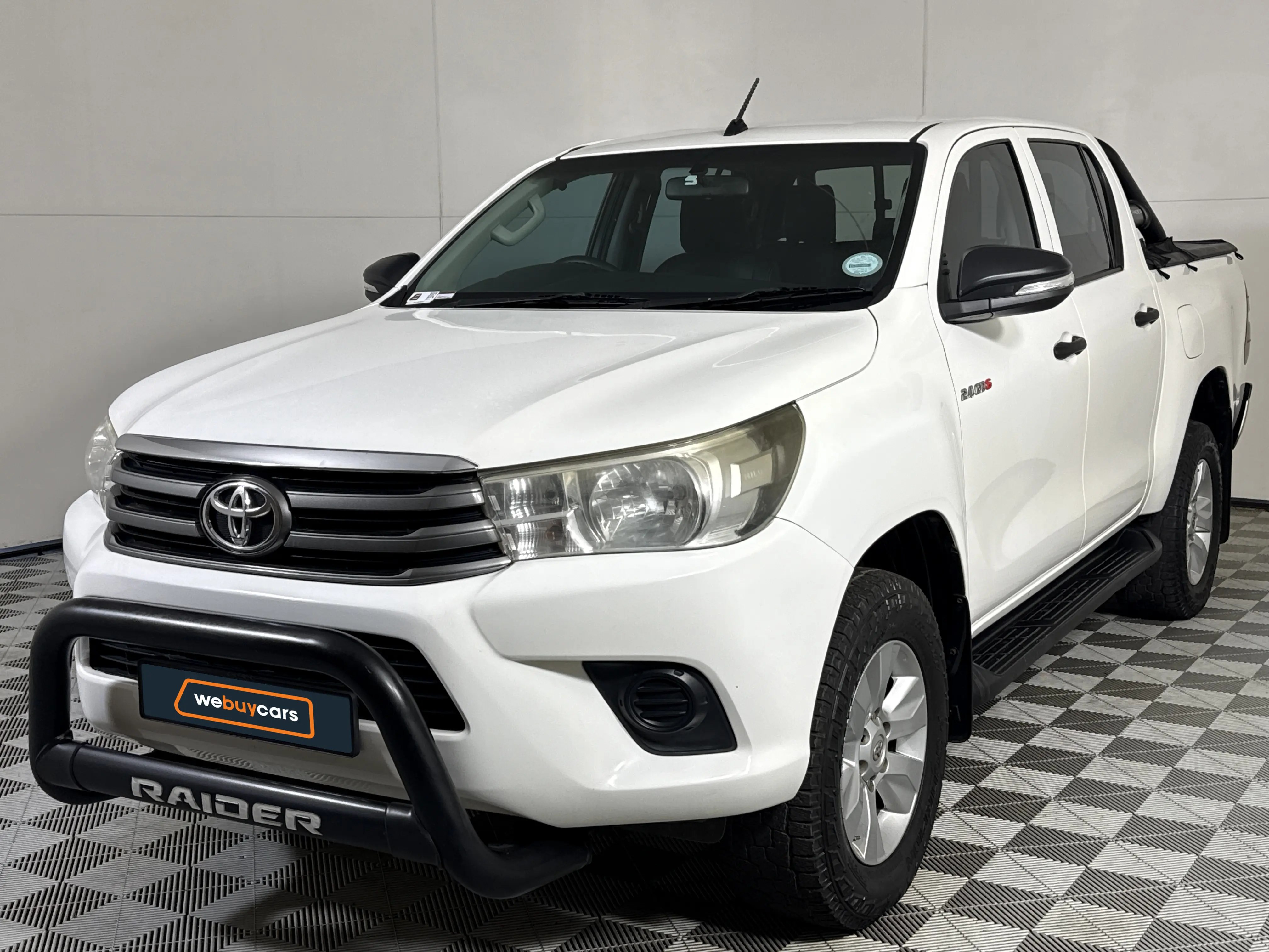 2017 Toyota Hilux 2.4 Gd-6 SRX 4x4 Pick Up Double Cab
