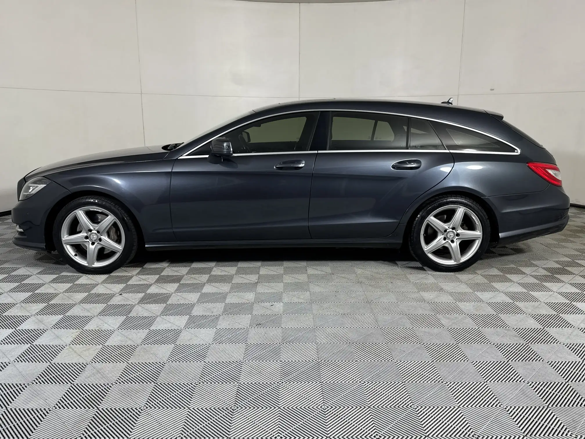 Mercedes-Benz CLS Shooting Brake