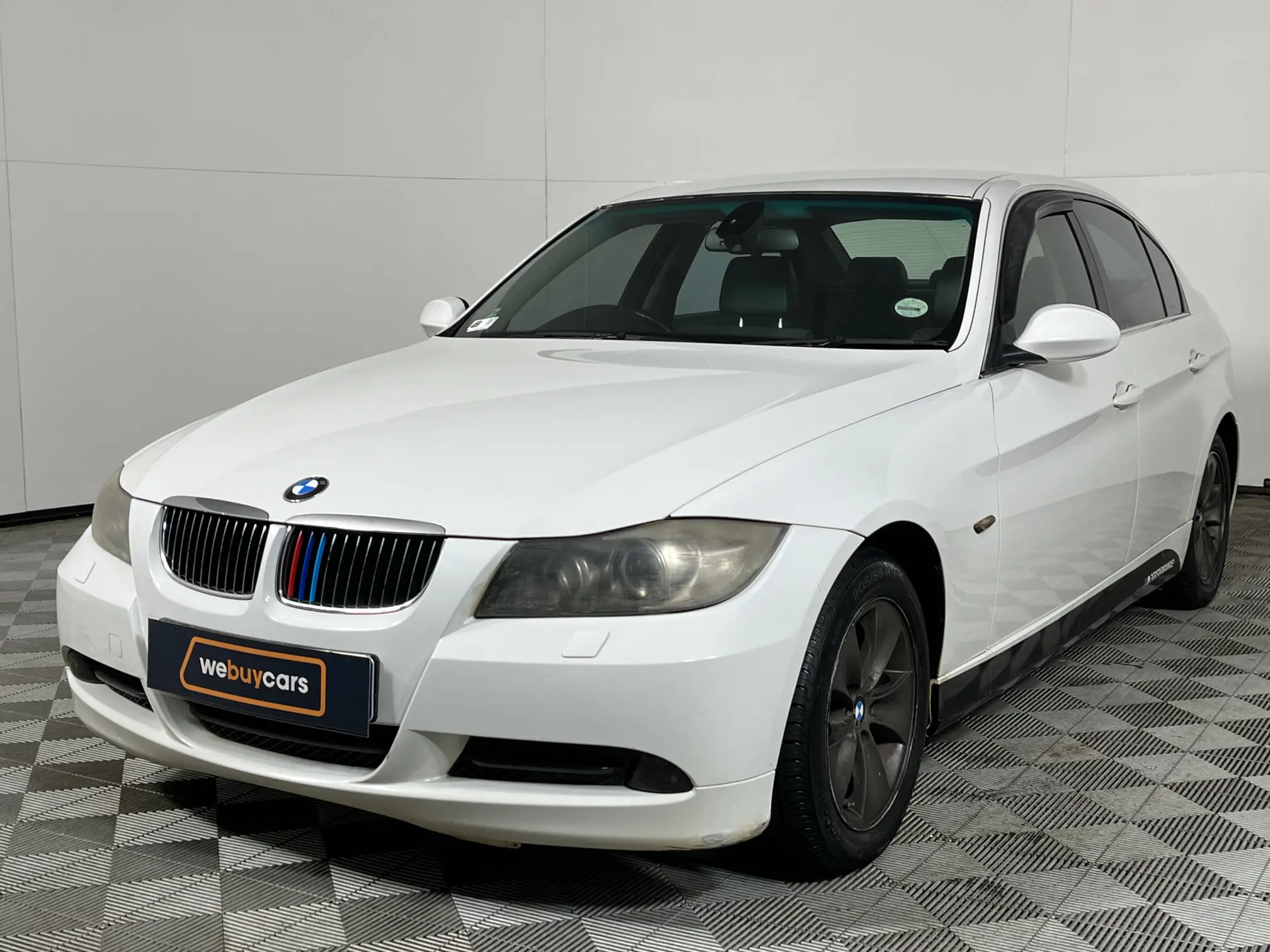 2007 BMW 3 Series 323i (E90)