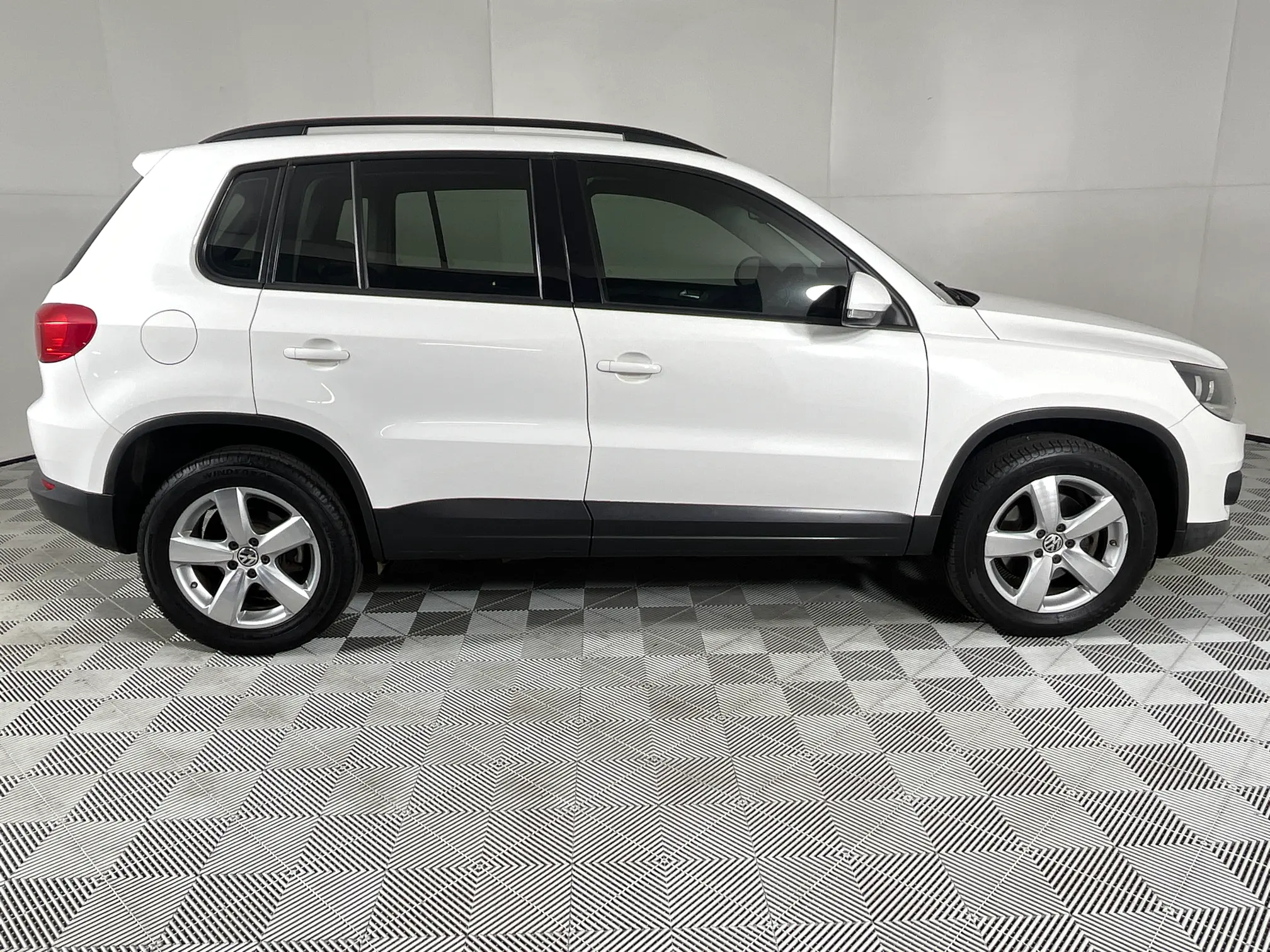 Used 2013 Volkswagen Tiguan 1.4 TSI B/mot Tren-Fun DSG (110 KW) for ...