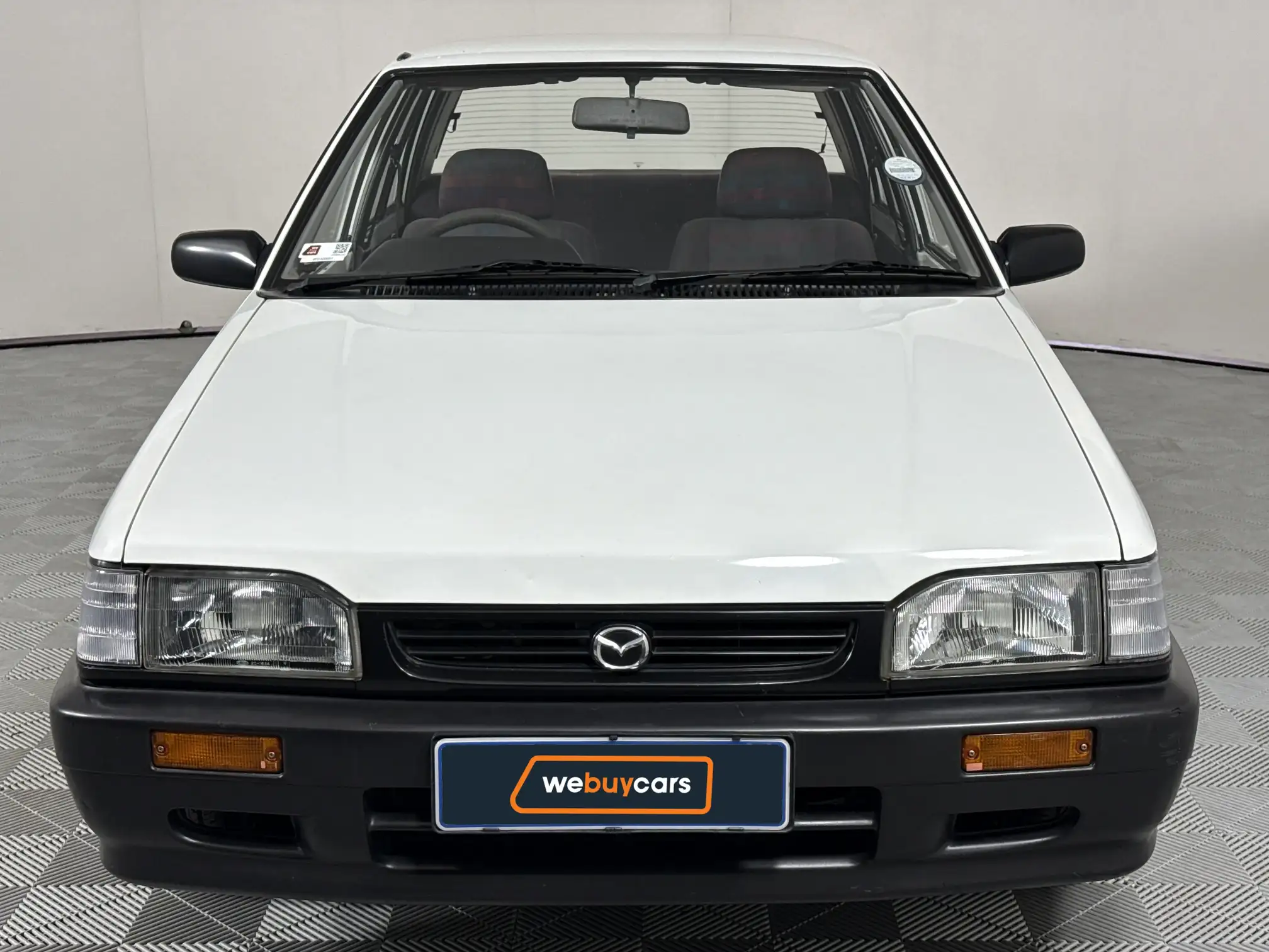 Mazda 323